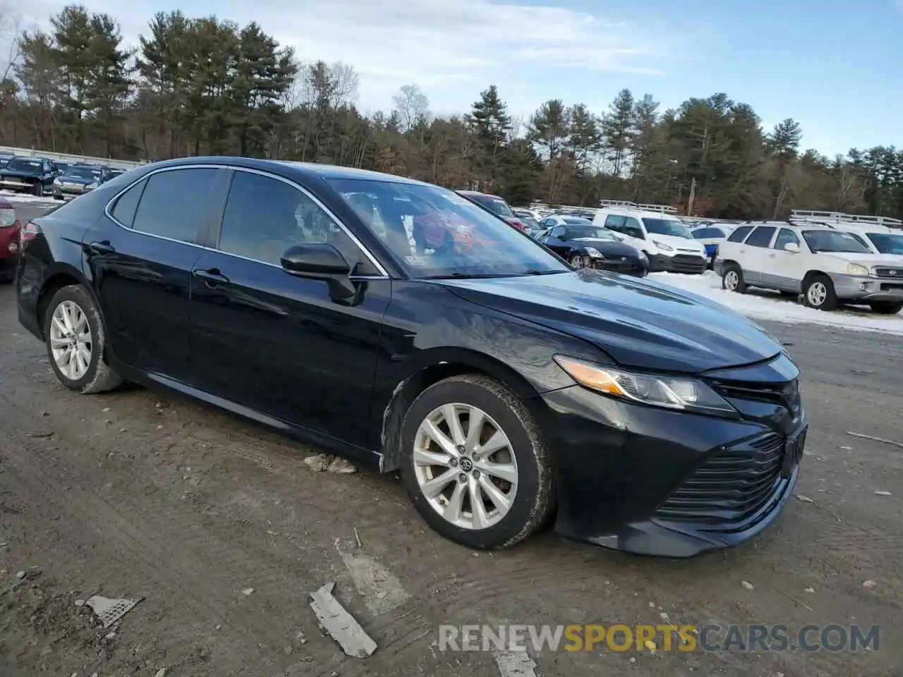 4 Photograph of a damaged car 4T1B11HK8KU710062 TOYOTA CAMRY 2019