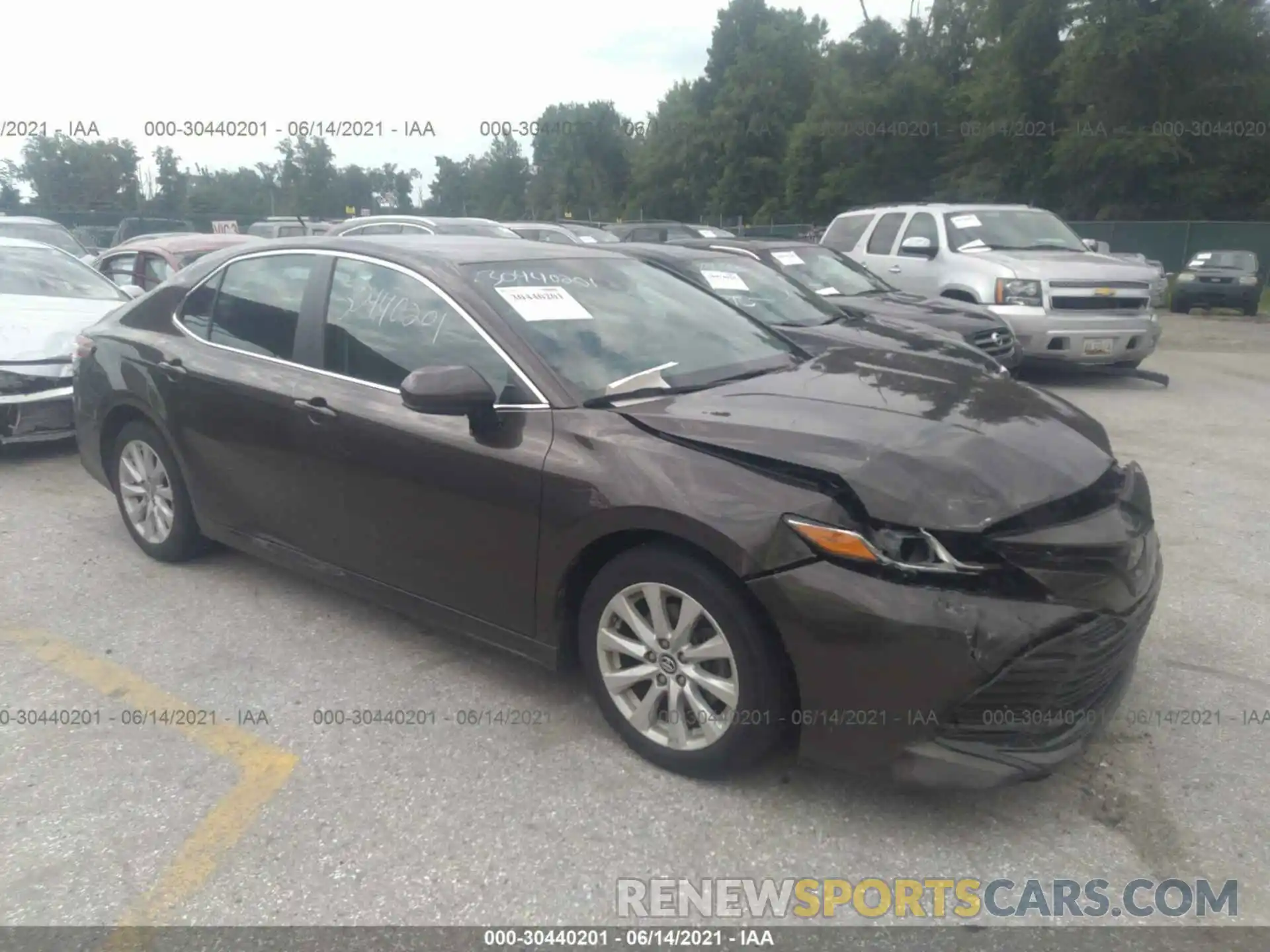 1 Photograph of a damaged car 4T1B11HK8KU710112 TOYOTA CAMRY 2019