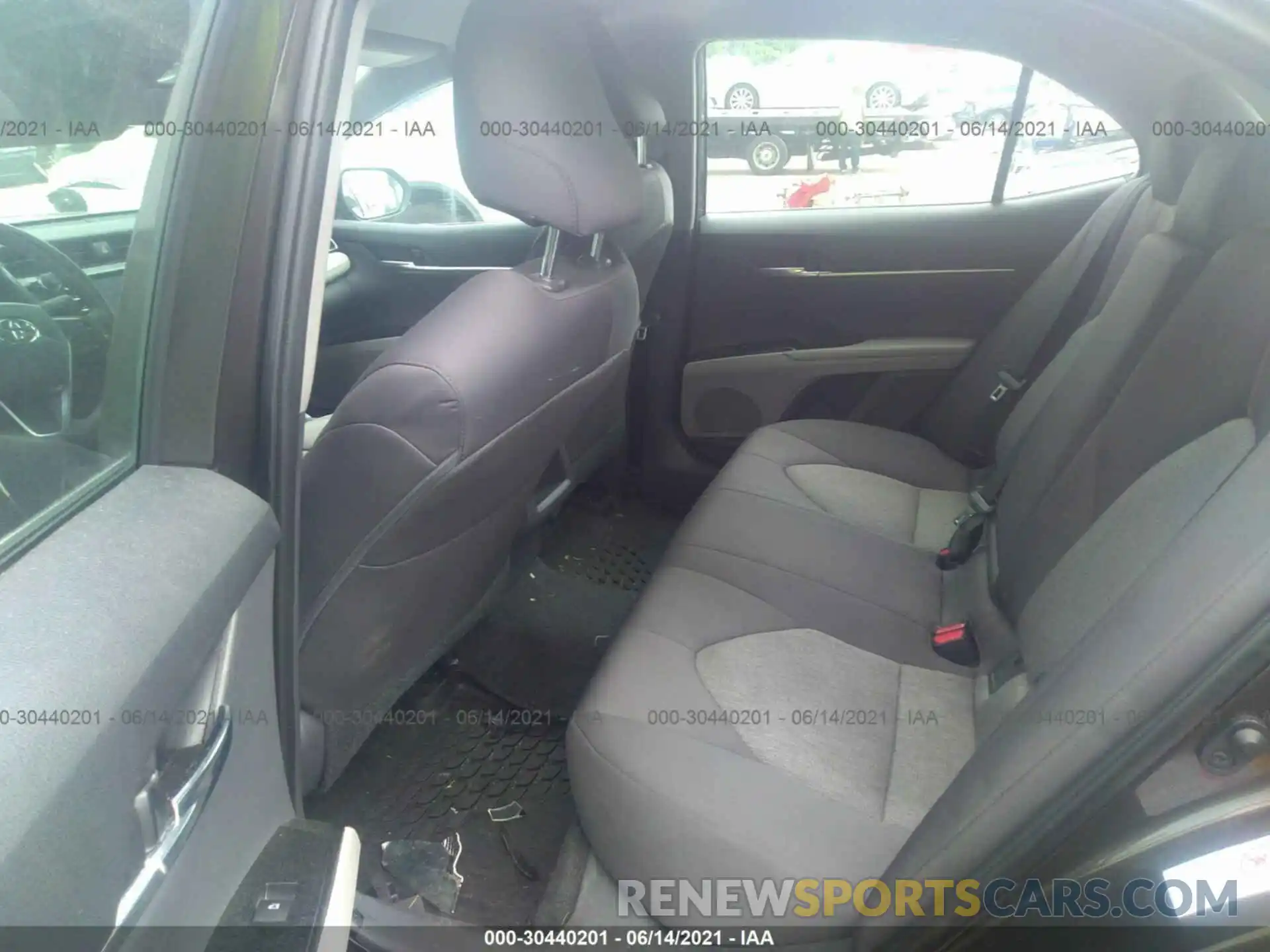 8 Photograph of a damaged car 4T1B11HK8KU710112 TOYOTA CAMRY 2019