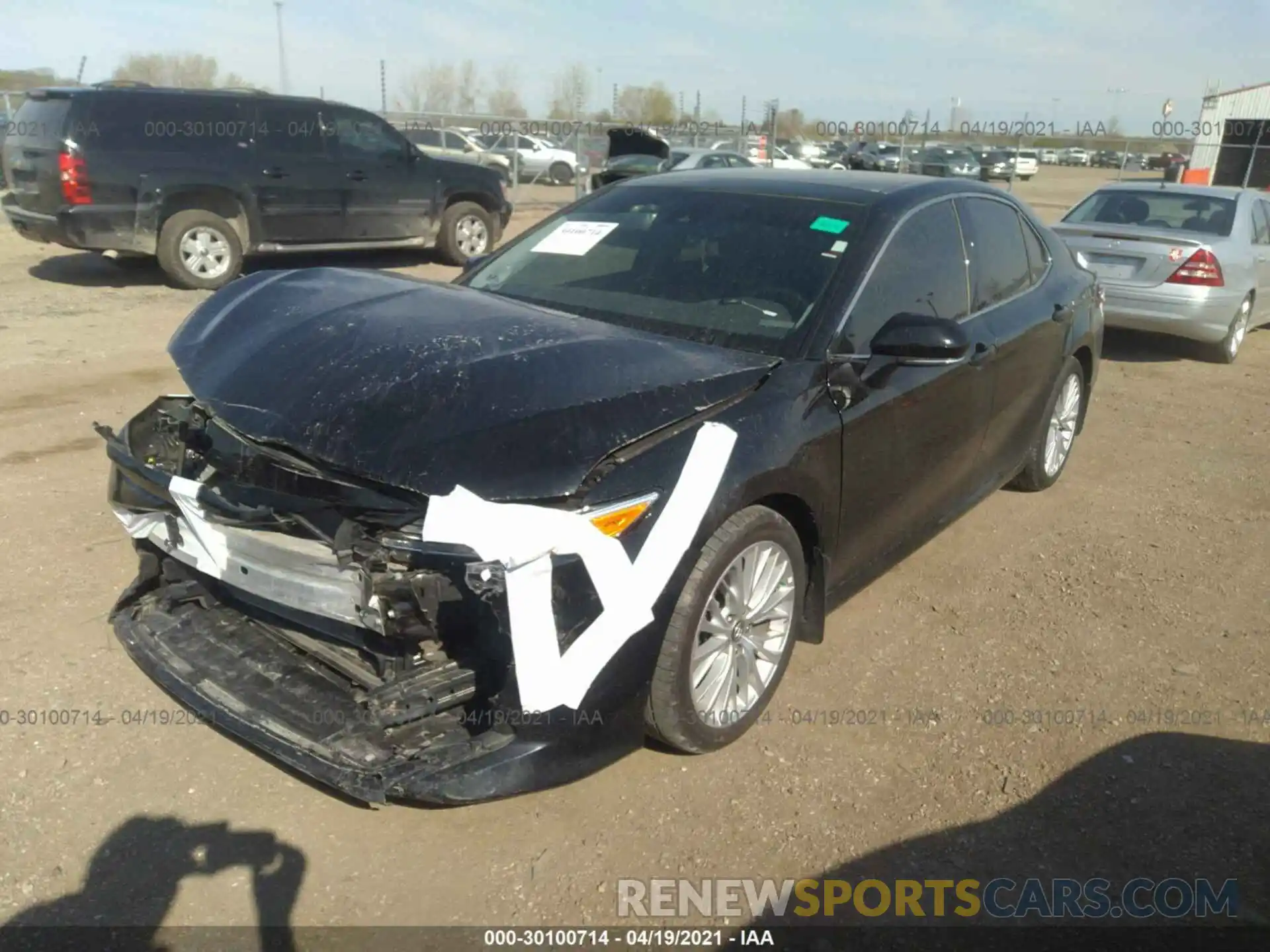 2 Photograph of a damaged car 4T1B11HK8KU711728 TOYOTA CAMRY 2019