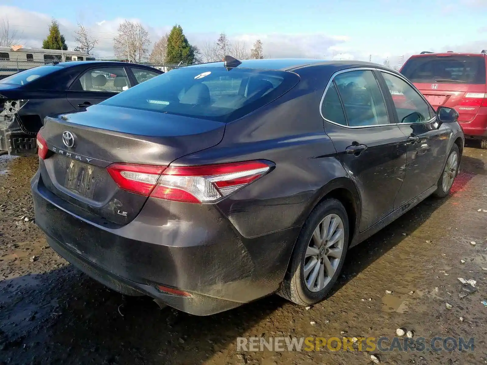 4 Photograph of a damaged car 4T1B11HK8KU714127 TOYOTA CAMRY 2019