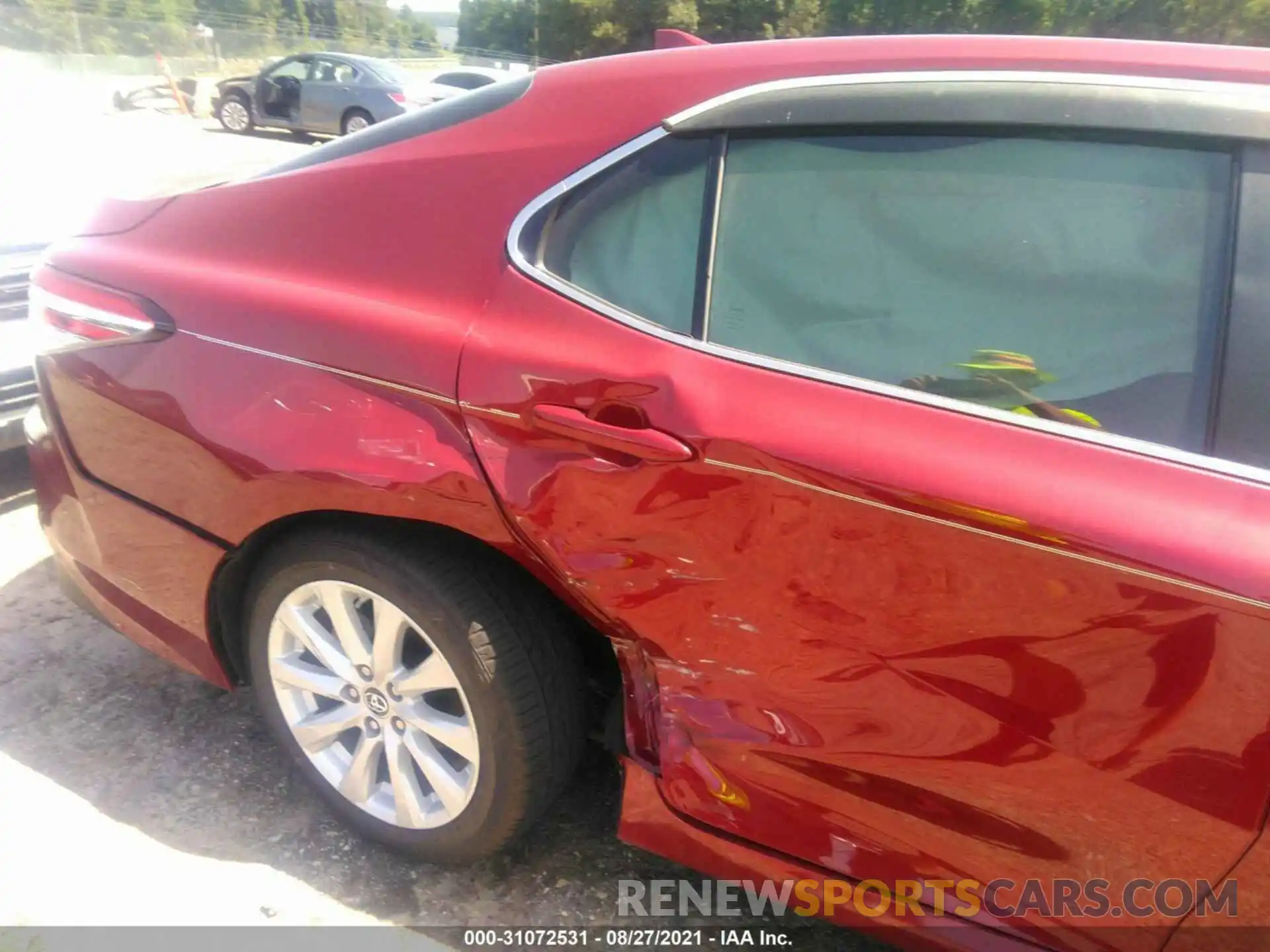 6 Photograph of a damaged car 4T1B11HK8KU714189 TOYOTA CAMRY 2019