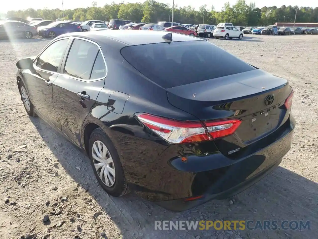 3 Photograph of a damaged car 4T1B11HK8KU714421 TOYOTA CAMRY 2019