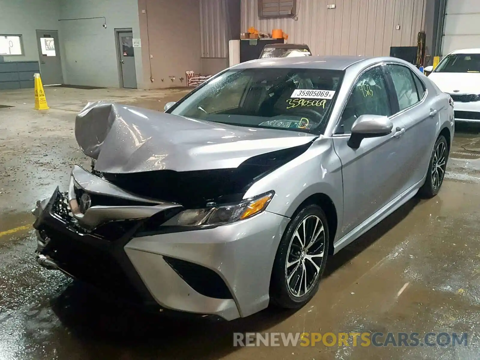 2 Photograph of a damaged car 4T1B11HK8KU714855 TOYOTA CAMRY 2019