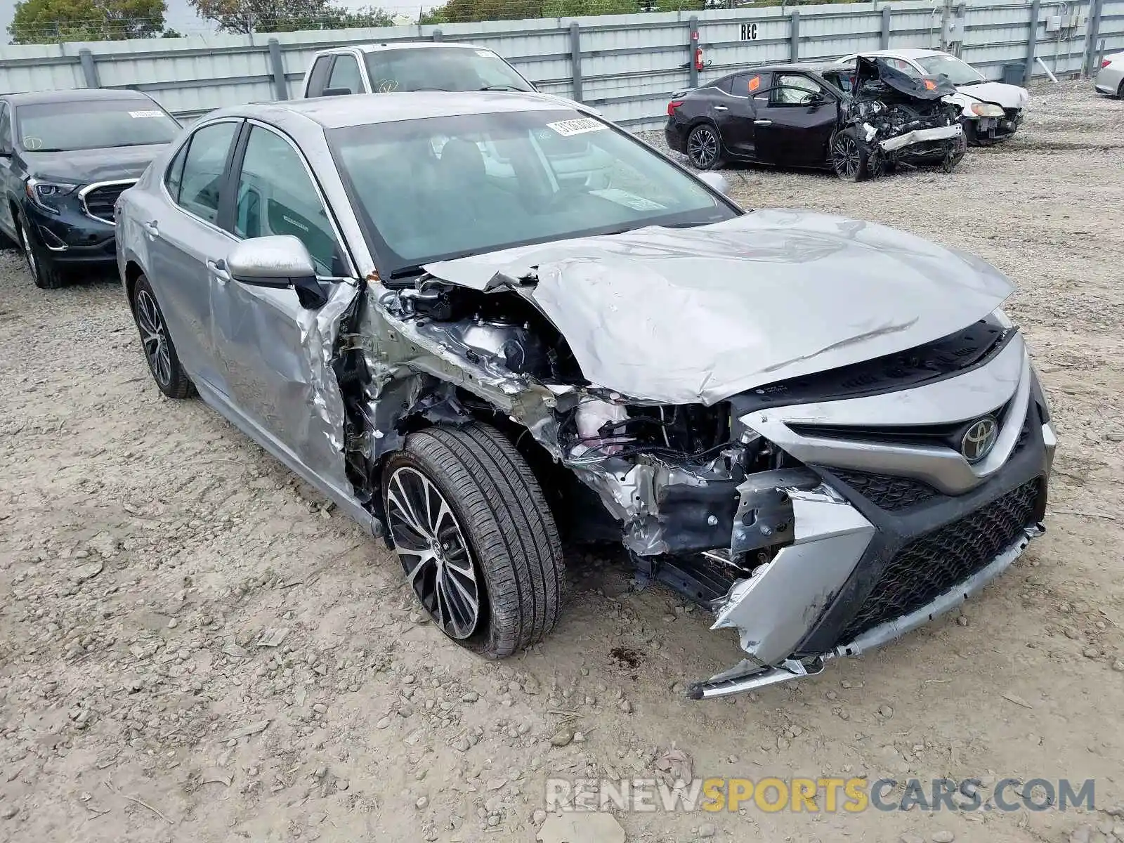 1 Photograph of a damaged car 4T1B11HK8KU716282 TOYOTA CAMRY 2019