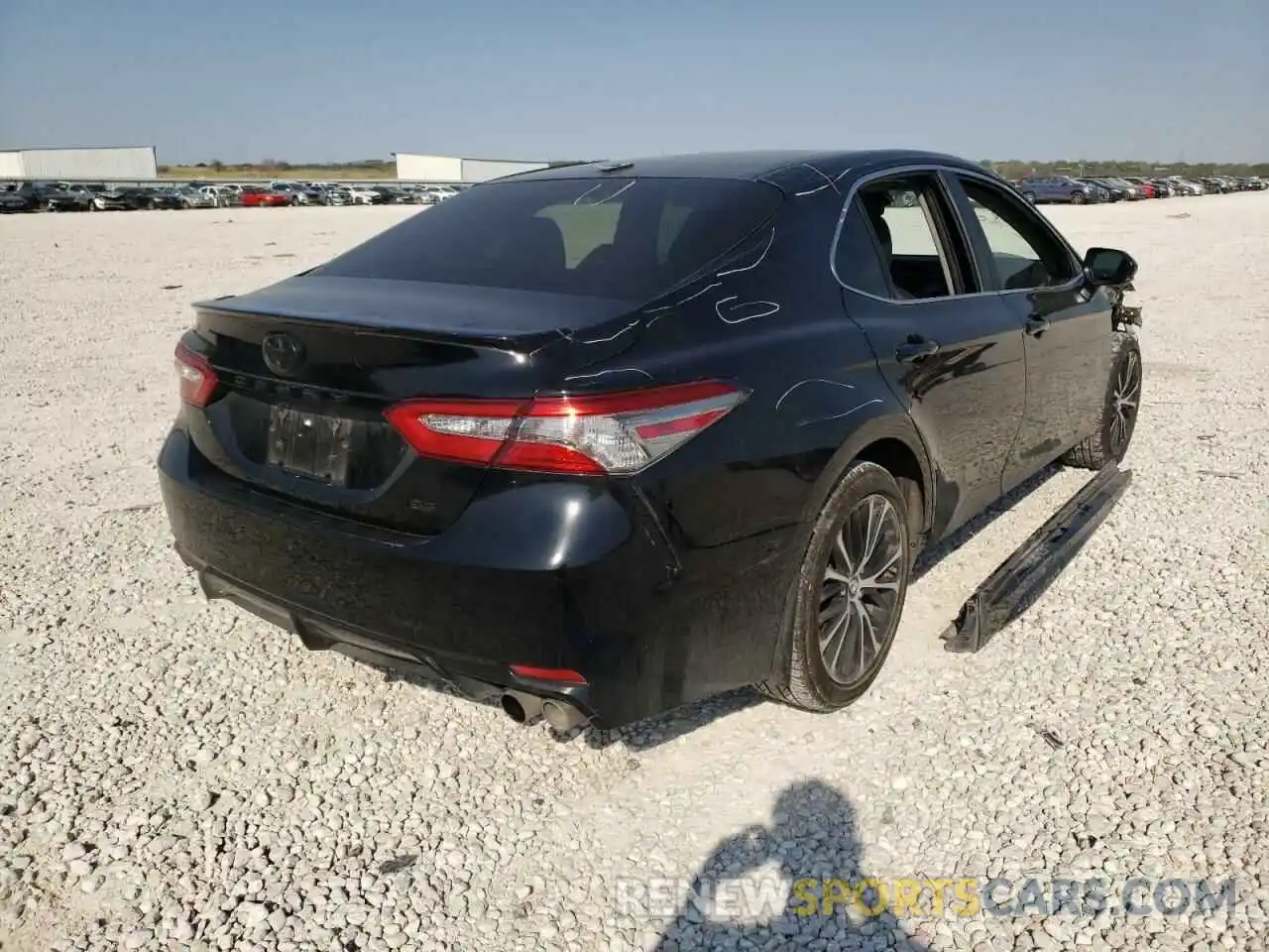 4 Photograph of a damaged car 4T1B11HK8KU716427 TOYOTA CAMRY 2019