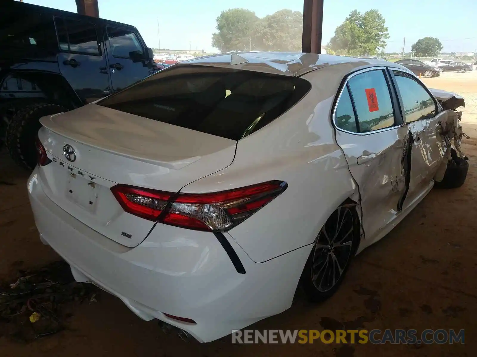 4 Photograph of a damaged car 4T1B11HK8KU716931 TOYOTA CAMRY 2019