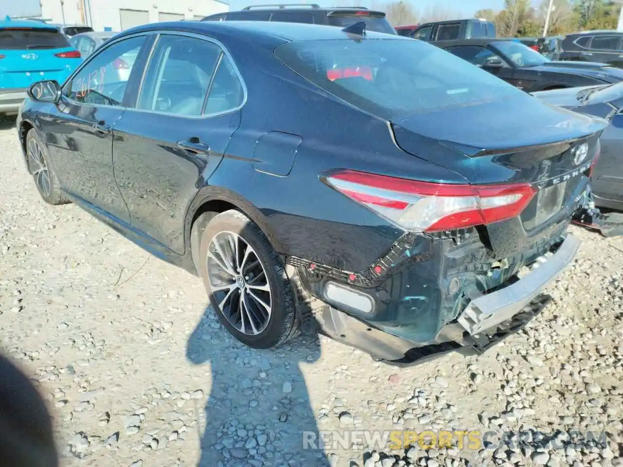 3 Фотография поврежденного автомобиля 4T1B11HK8KU717092 TOYOTA CAMRY 2019