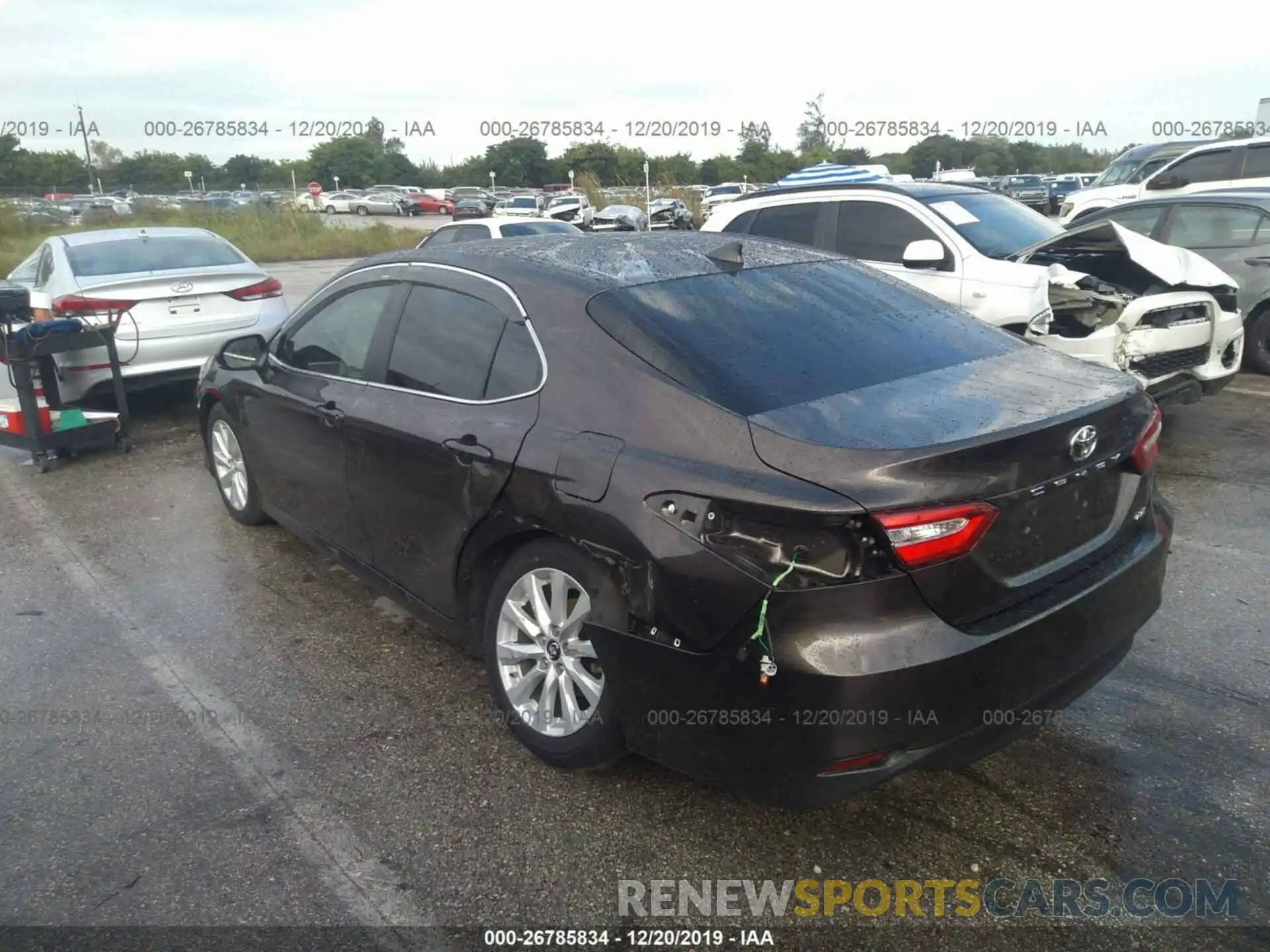 3 Photograph of a damaged car 4T1B11HK8KU717237 TOYOTA CAMRY 2019