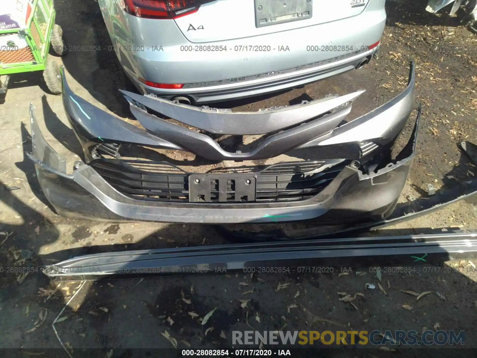 12 Photograph of a damaged car 4T1B11HK8KU717478 TOYOTA CAMRY 2019