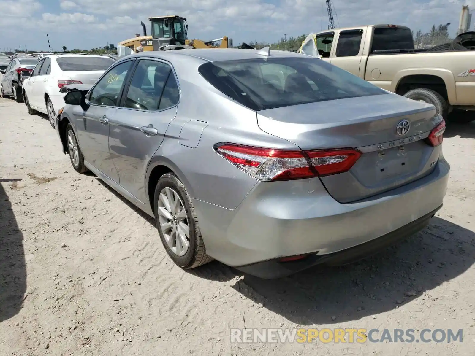 3 Photograph of a damaged car 4T1B11HK8KU718128 TOYOTA CAMRY 2019