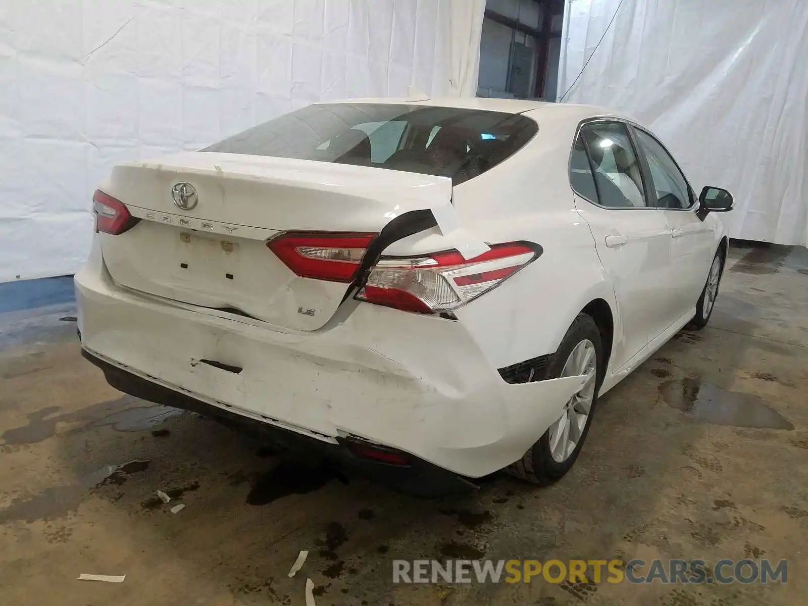 4 Photograph of a damaged car 4T1B11HK8KU718176 TOYOTA CAMRY 2019