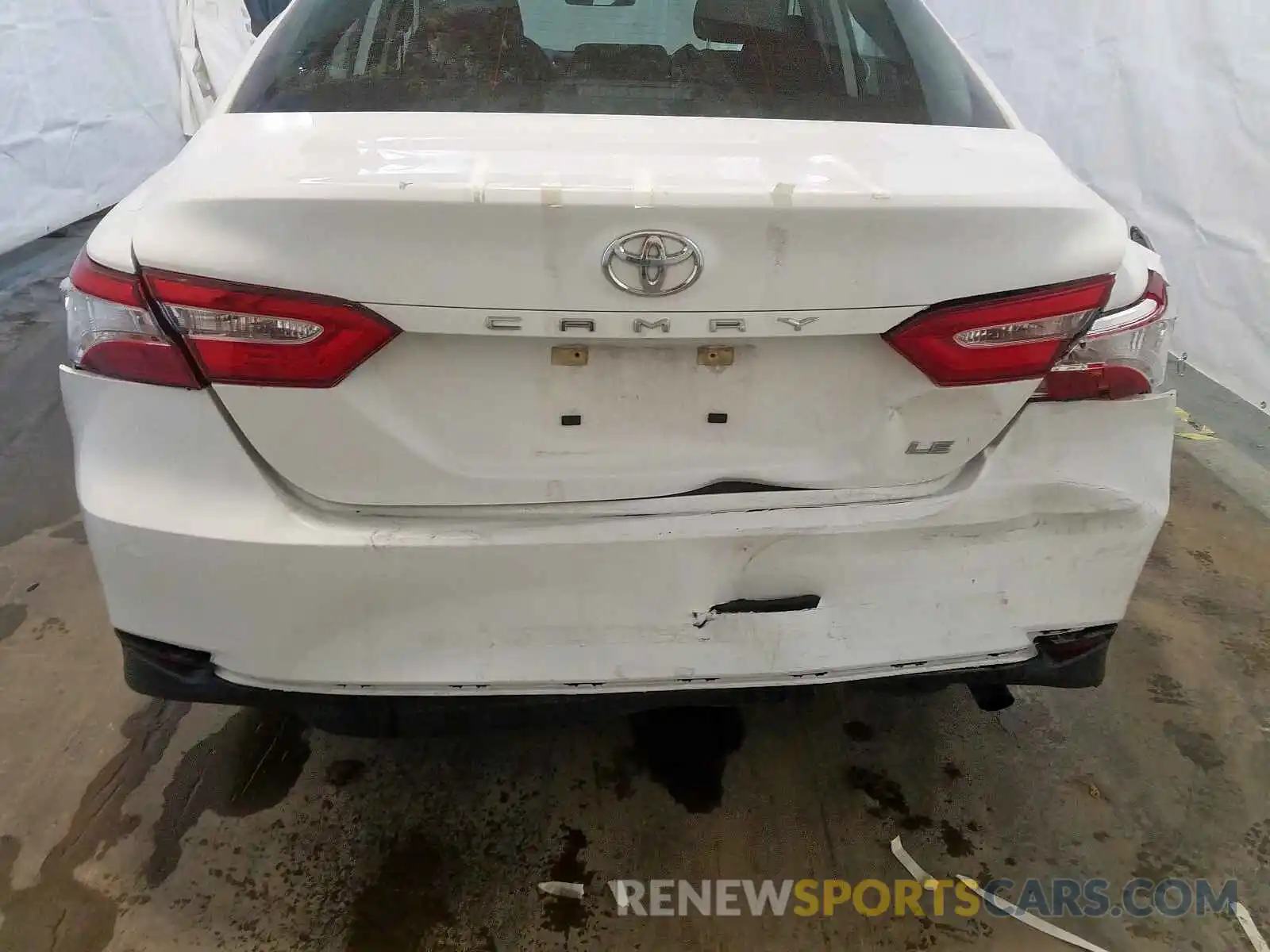 9 Photograph of a damaged car 4T1B11HK8KU718176 TOYOTA CAMRY 2019