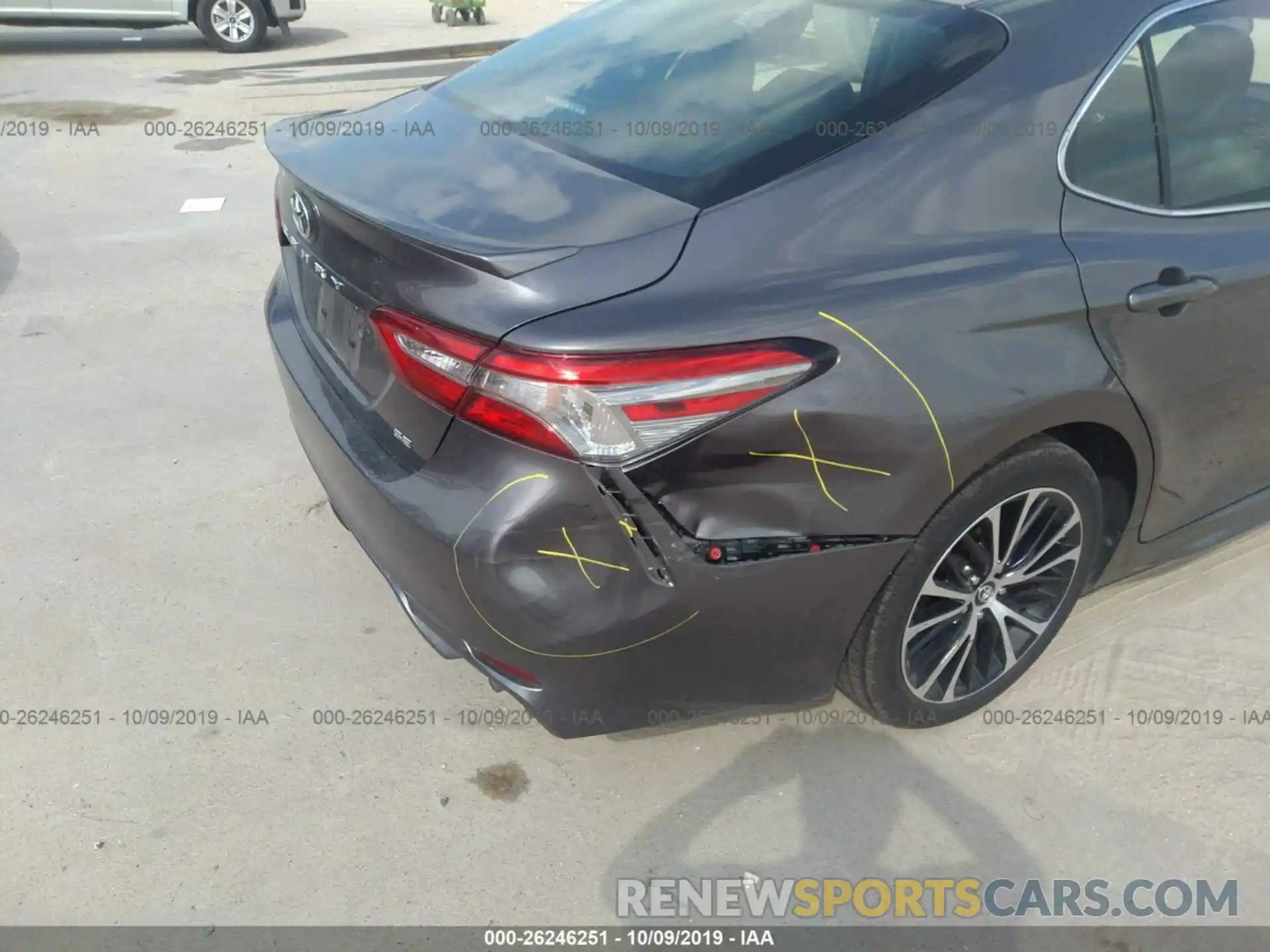 6 Photograph of a damaged car 4T1B11HK8KU718551 TOYOTA CAMRY 2019