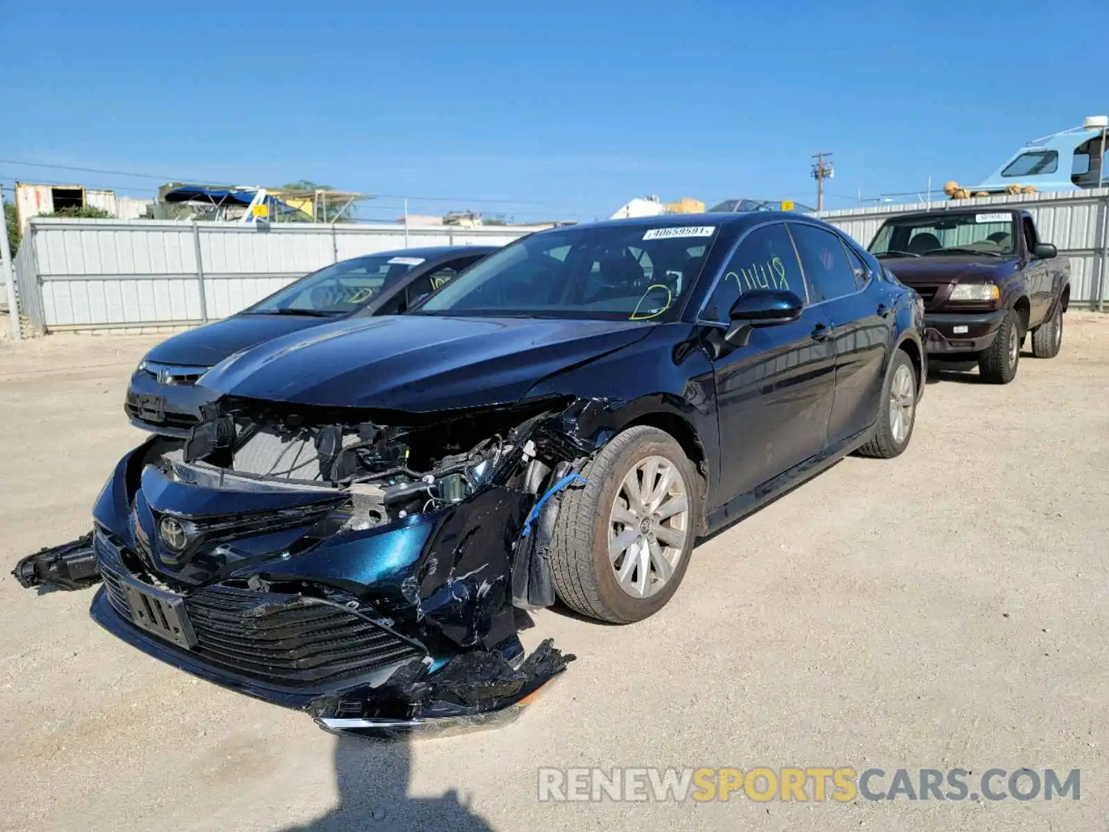 2 Photograph of a damaged car 4T1B11HK8KU719134 TOYOTA CAMRY 2019