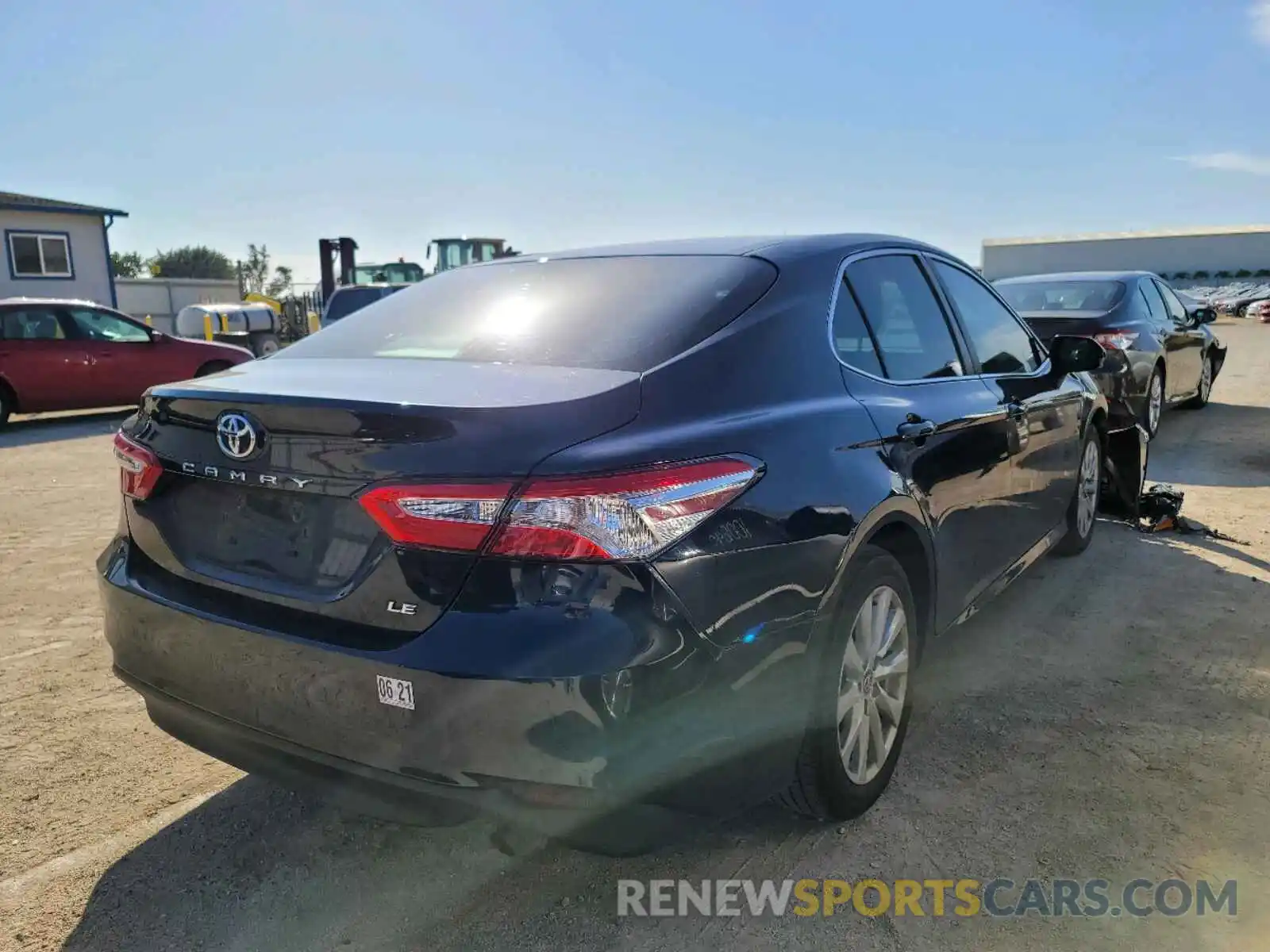 4 Photograph of a damaged car 4T1B11HK8KU719134 TOYOTA CAMRY 2019