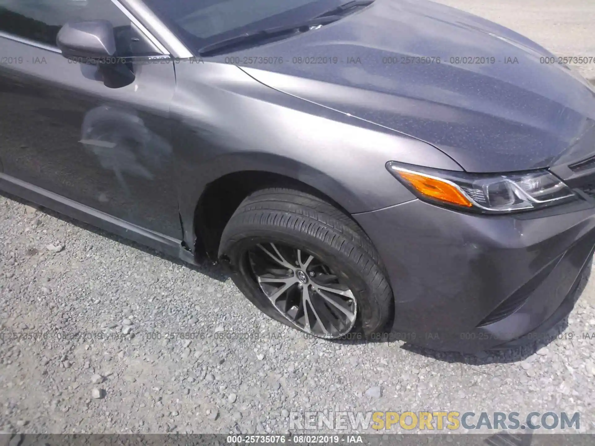 6 Photograph of a damaged car 4T1B11HK8KU719201 TOYOTA CAMRY 2019