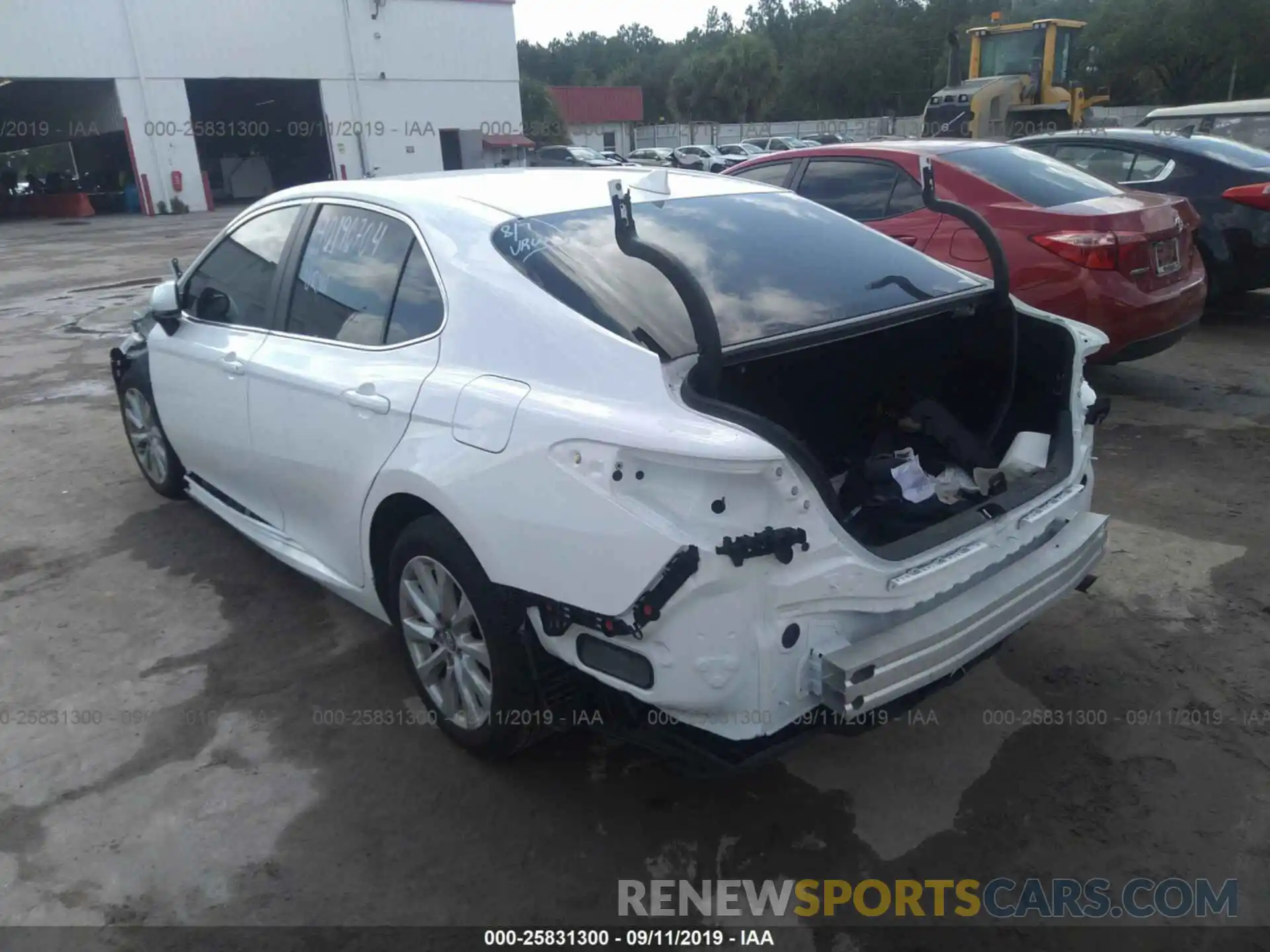 3 Photograph of a damaged car 4T1B11HK8KU719358 TOYOTA CAMRY 2019