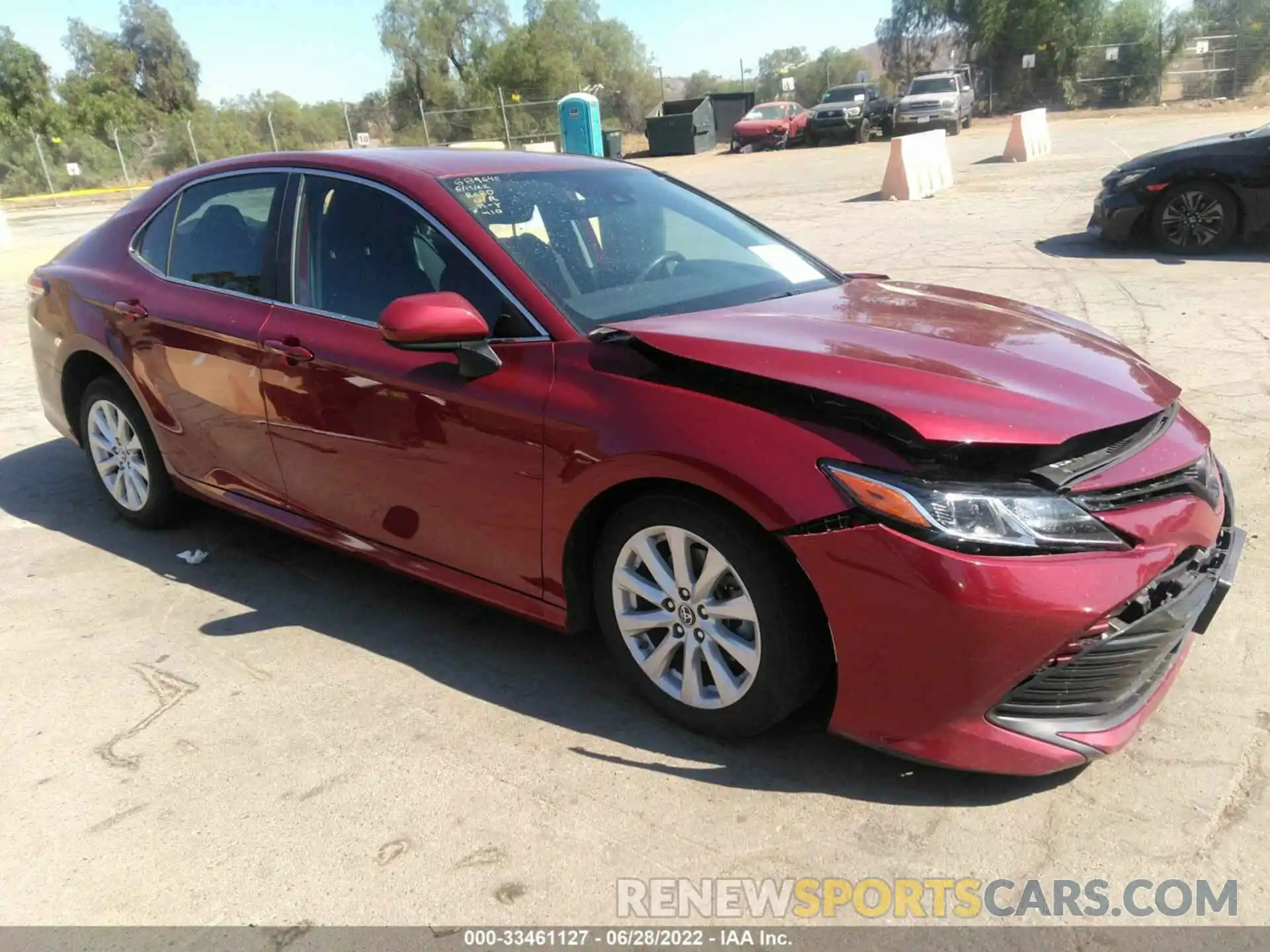 1 Photograph of a damaged car 4T1B11HK8KU720333 TOYOTA CAMRY 2019