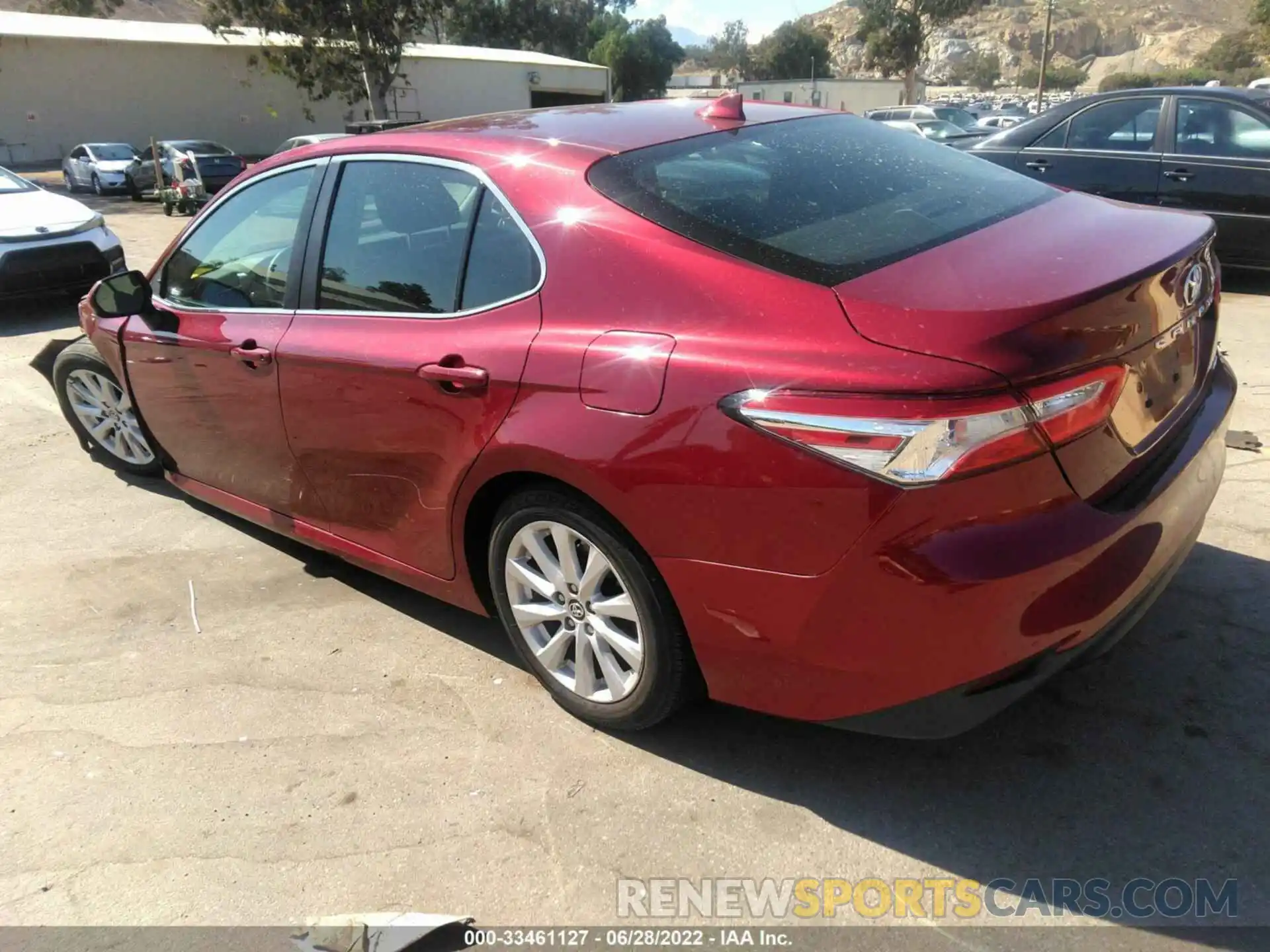 3 Photograph of a damaged car 4T1B11HK8KU720333 TOYOTA CAMRY 2019