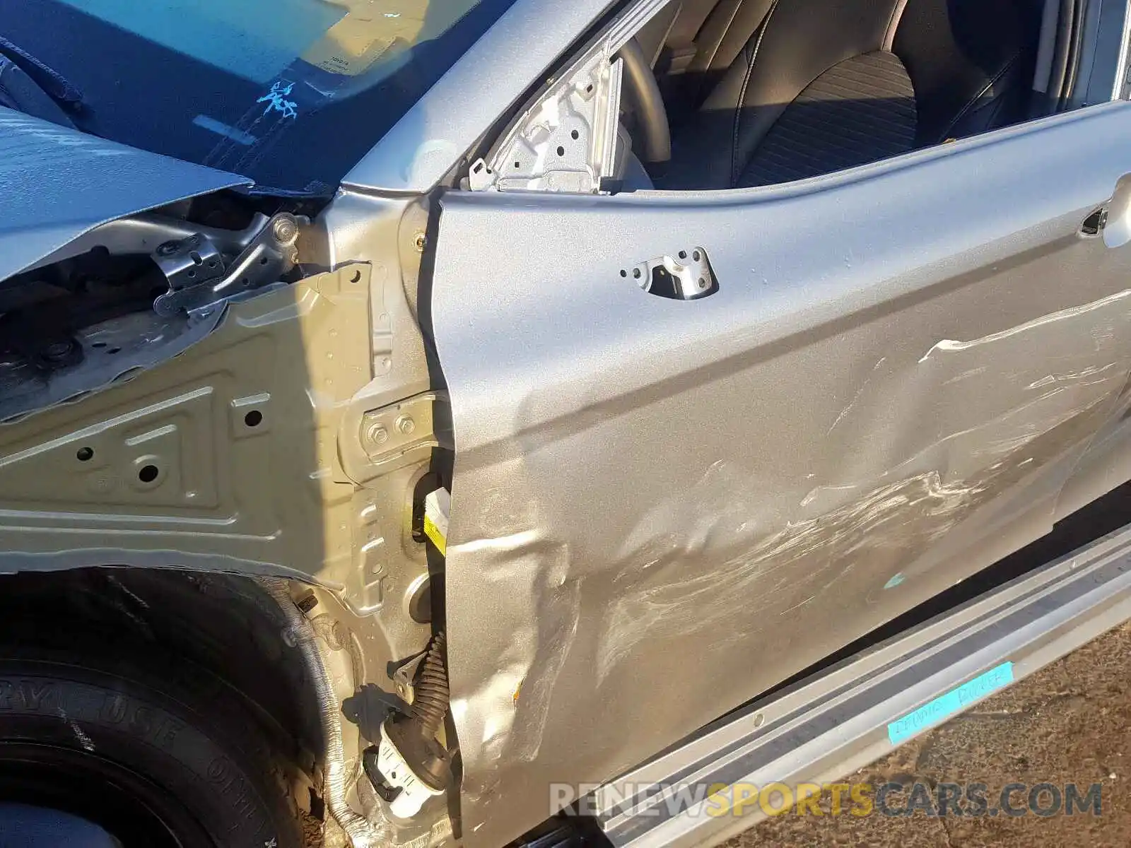9 Photograph of a damaged car 4T1B11HK8KU723698 TOYOTA CAMRY 2019