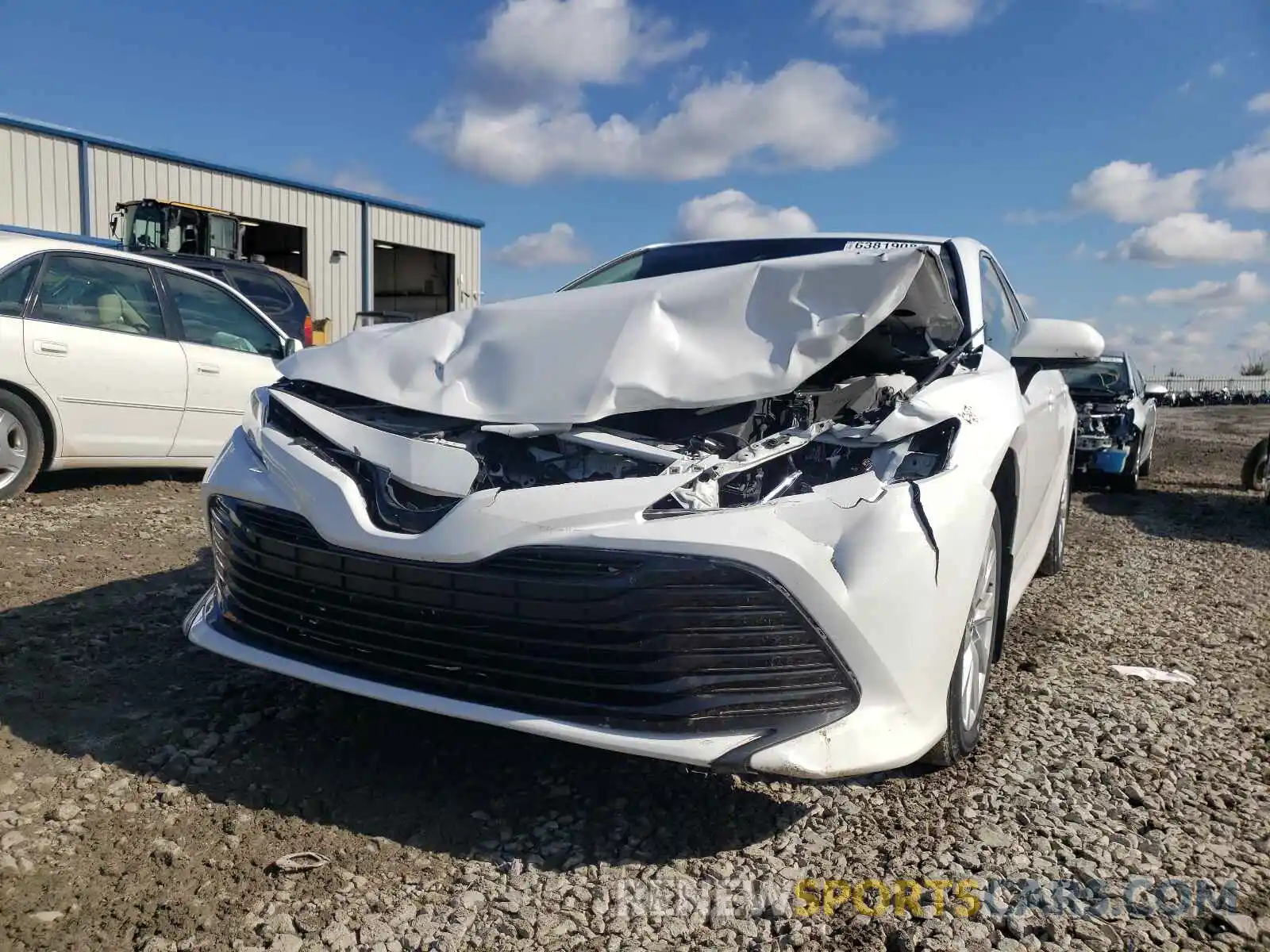 9 Photograph of a damaged car 4T1B11HK8KU724947 TOYOTA CAMRY 2019