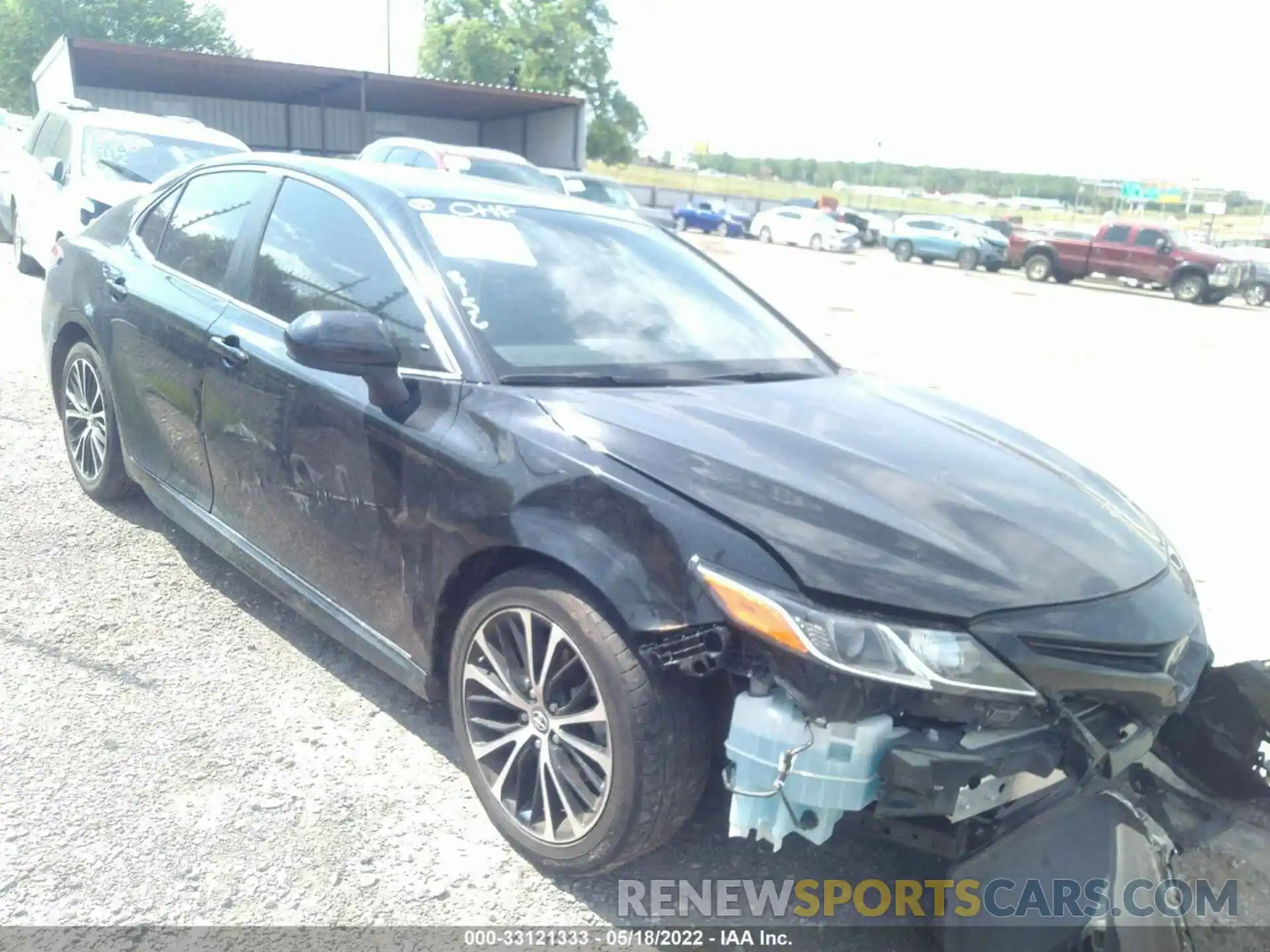 1 Photograph of a damaged car 4T1B11HK8KU728156 TOYOTA CAMRY 2019