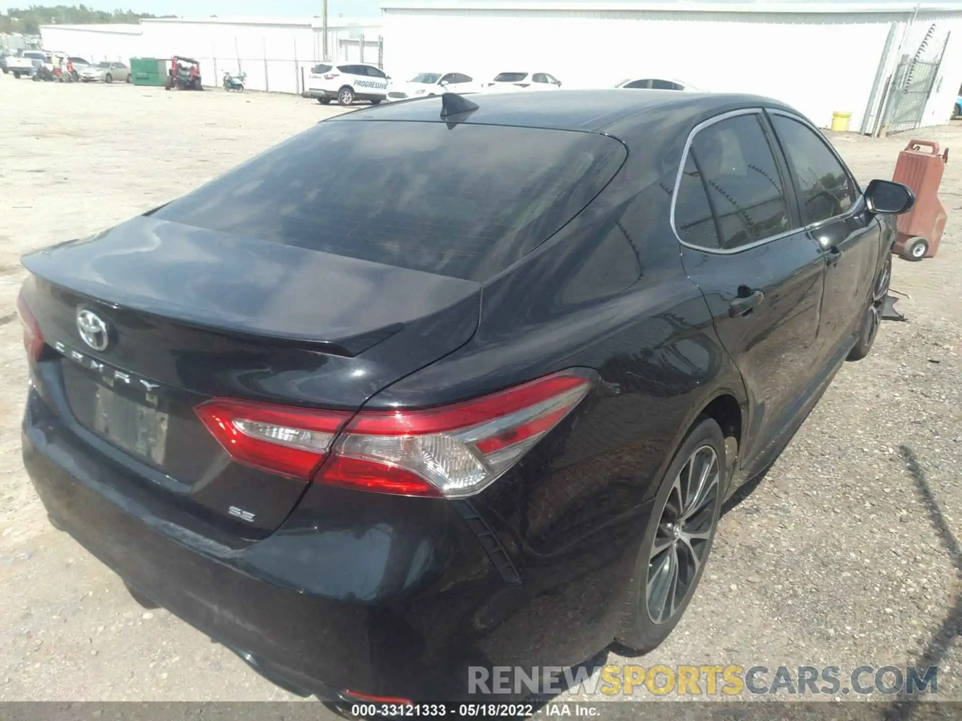 4 Photograph of a damaged car 4T1B11HK8KU728156 TOYOTA CAMRY 2019