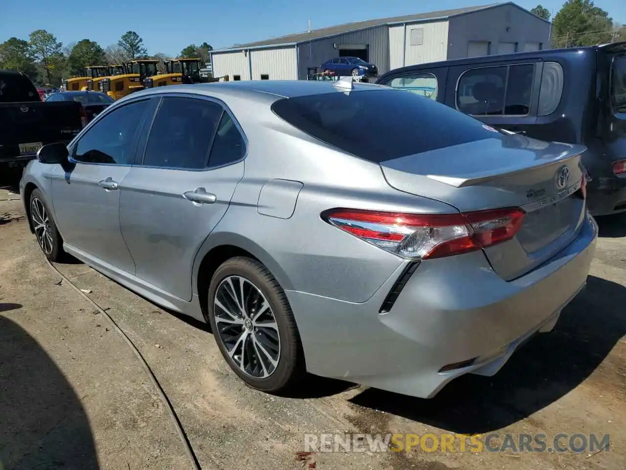 2 Photograph of a damaged car 4T1B11HK8KU729646 TOYOTA CAMRY 2019