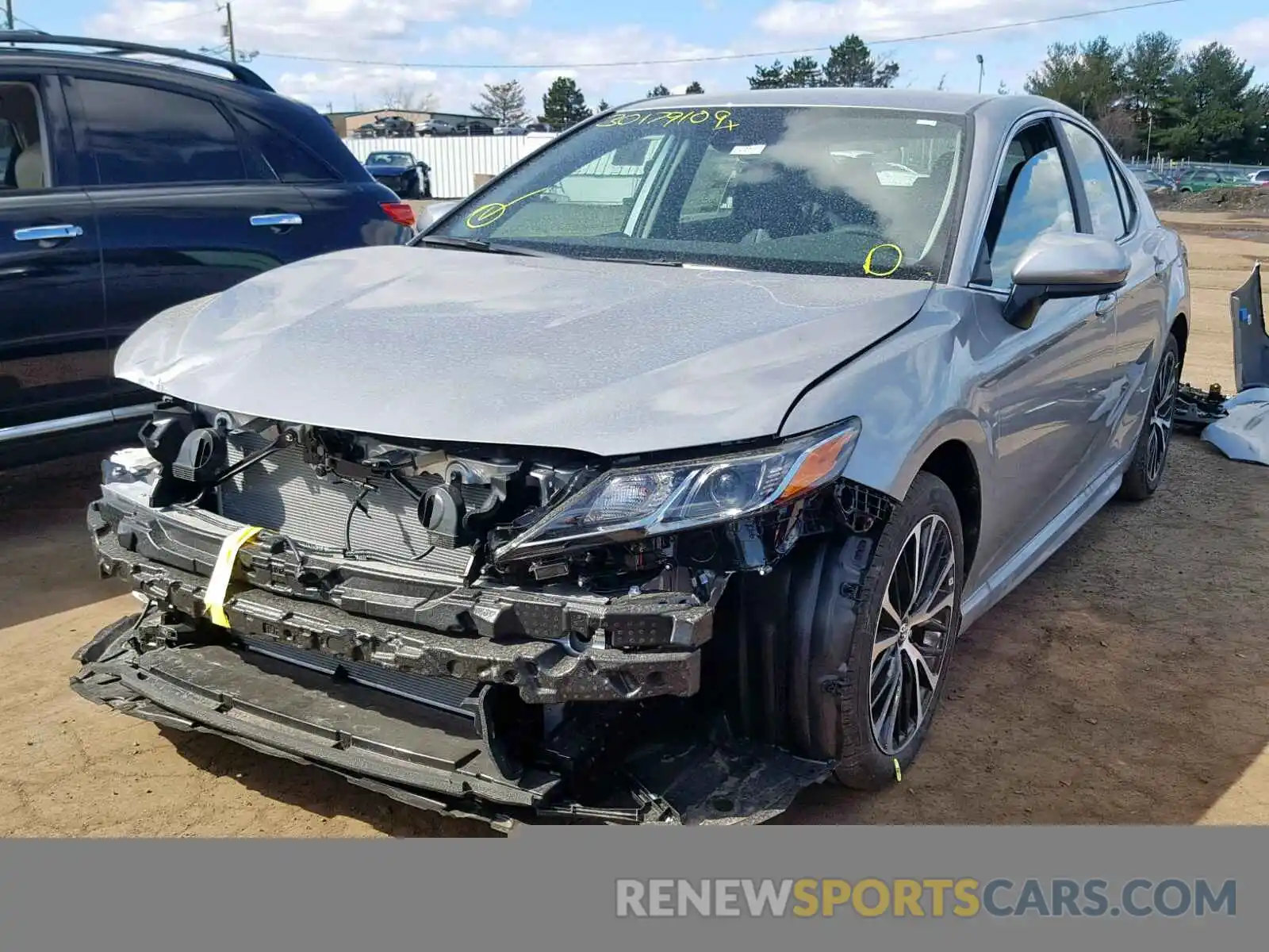 2 Photograph of a damaged car 4T1B11HK8KU730912 TOYOTA CAMRY 2019