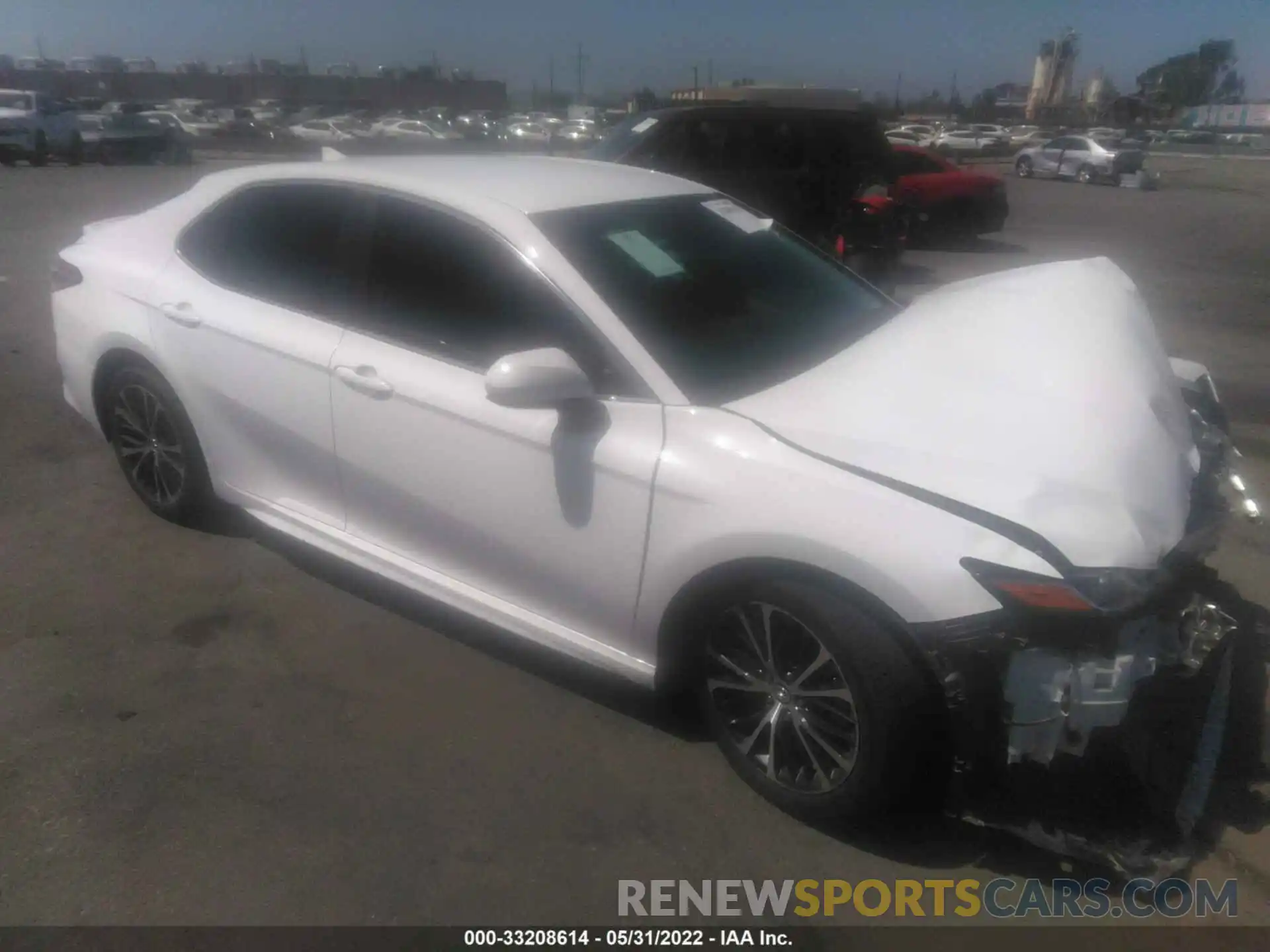 1 Photograph of a damaged car 4T1B11HK8KU732031 TOYOTA CAMRY 2019