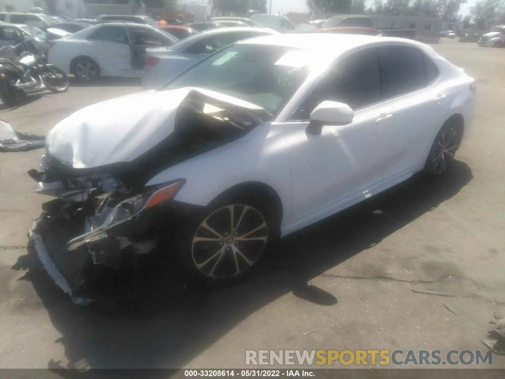 2 Photograph of a damaged car 4T1B11HK8KU732031 TOYOTA CAMRY 2019