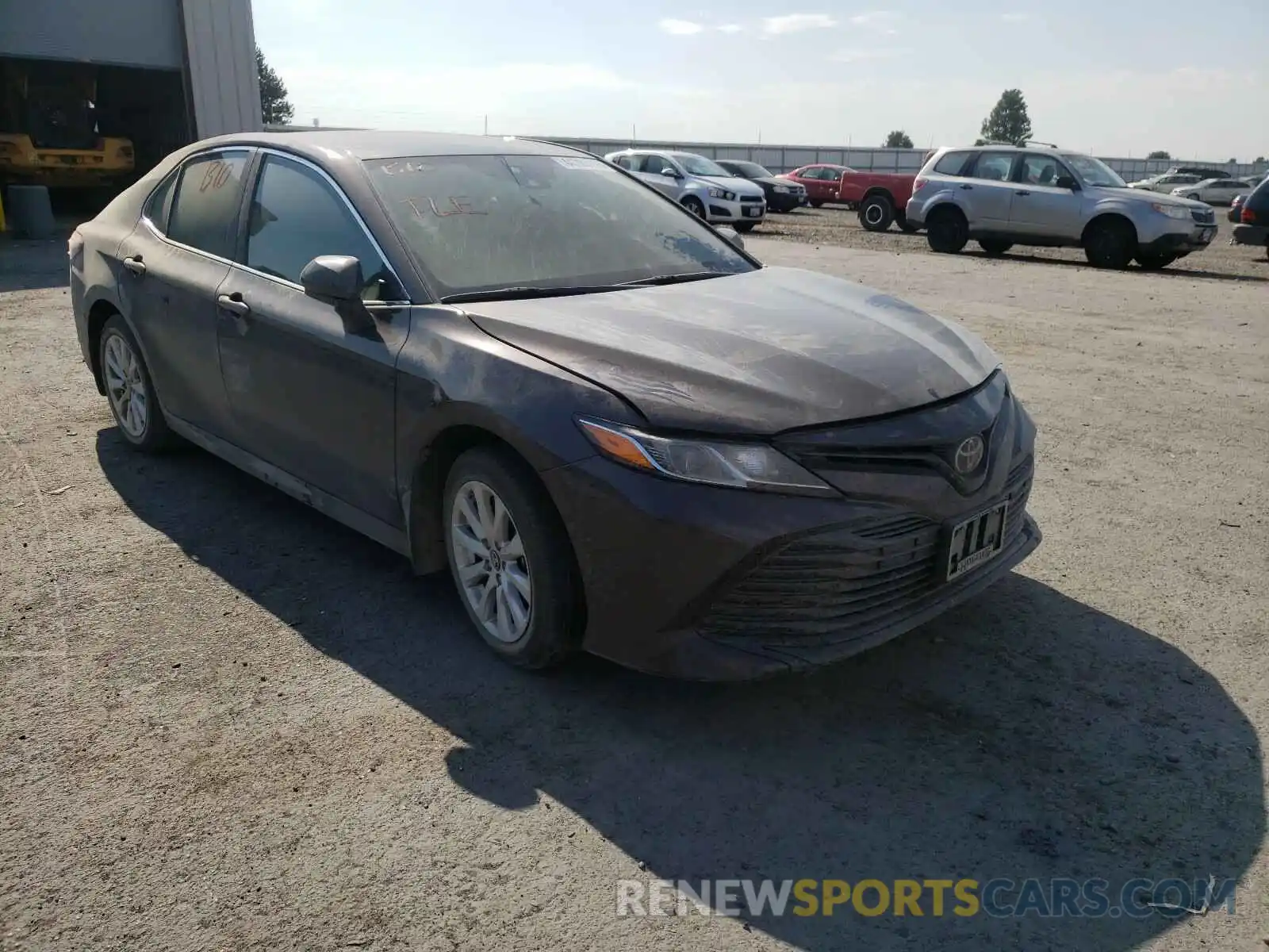 1 Photograph of a damaged car 4T1B11HK8KU733552 TOYOTA CAMRY 2019