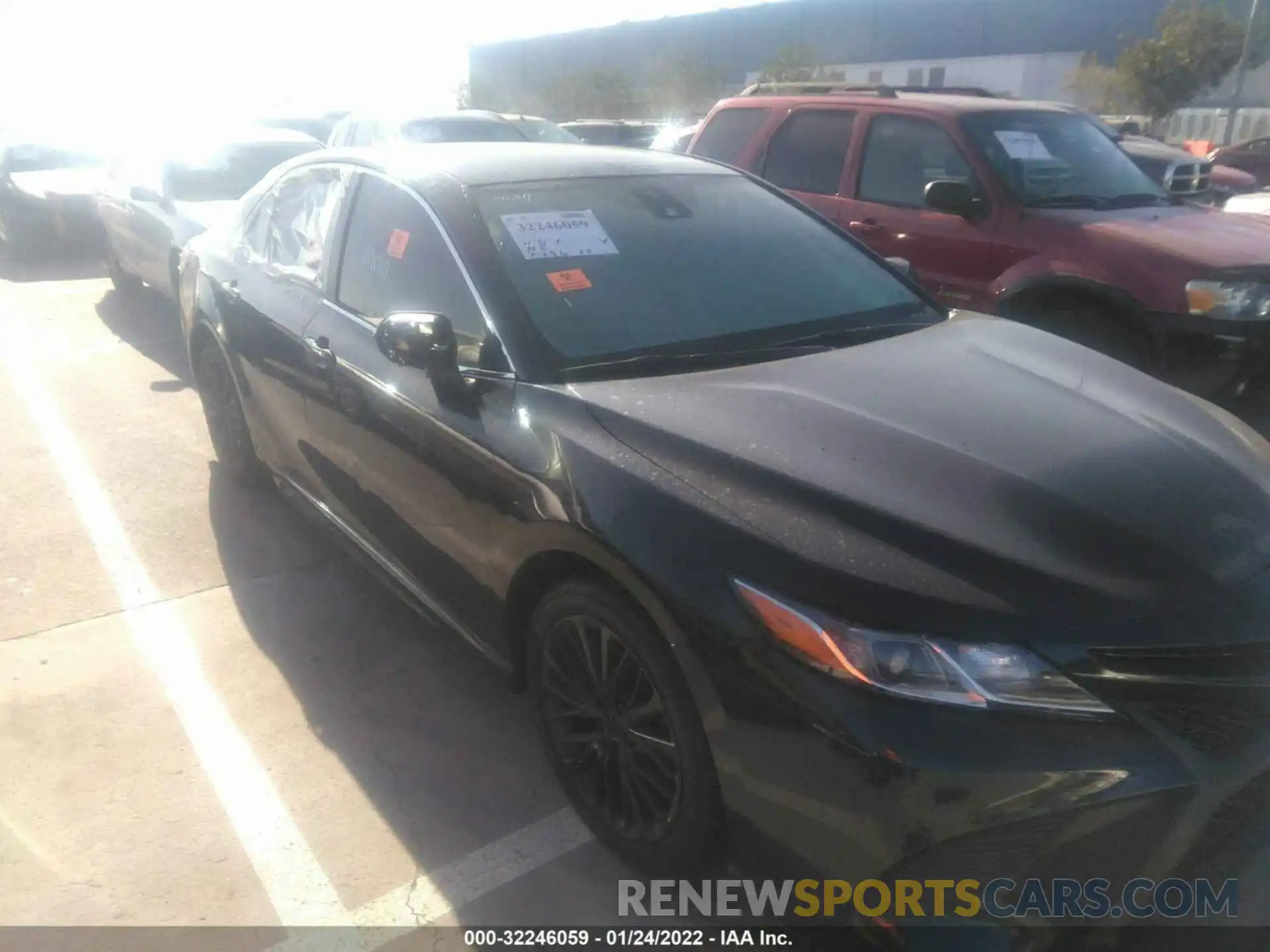 1 Photograph of a damaged car 4T1B11HK8KU733647 TOYOTA CAMRY 2019