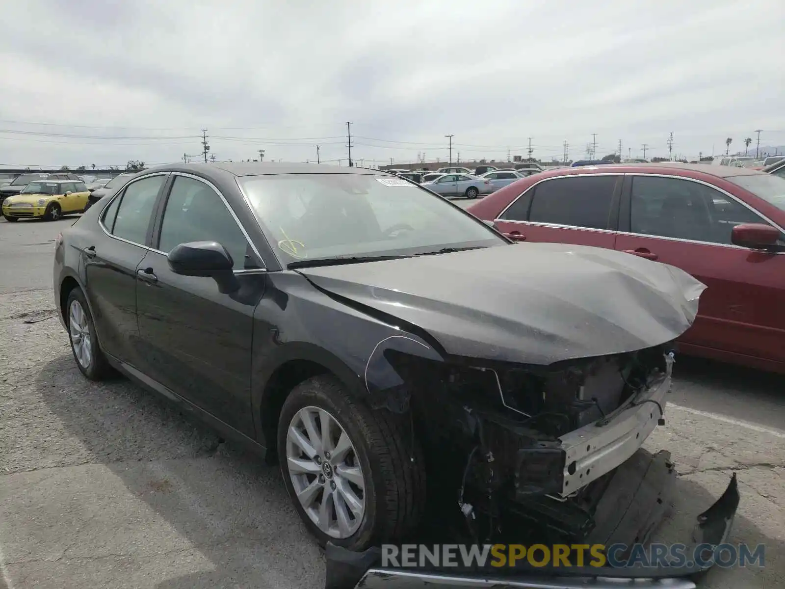 1 Photograph of a damaged car 4T1B11HK8KU738220 TOYOTA CAMRY 2019