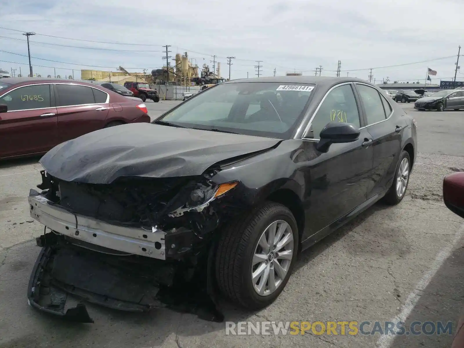 2 Photograph of a damaged car 4T1B11HK8KU738220 TOYOTA CAMRY 2019