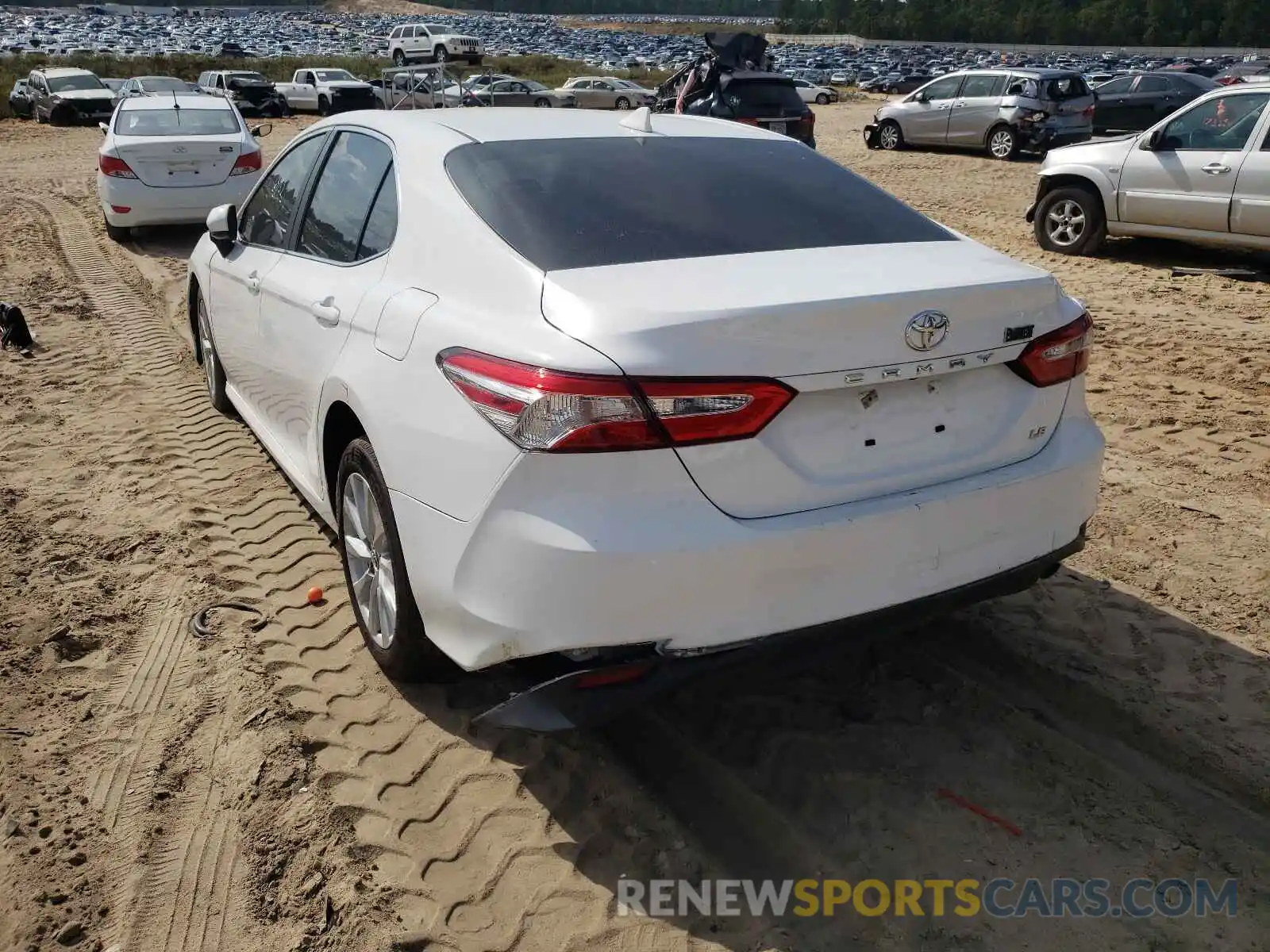 3 Photograph of a damaged car 4T1B11HK8KU738377 TOYOTA CAMRY 2019