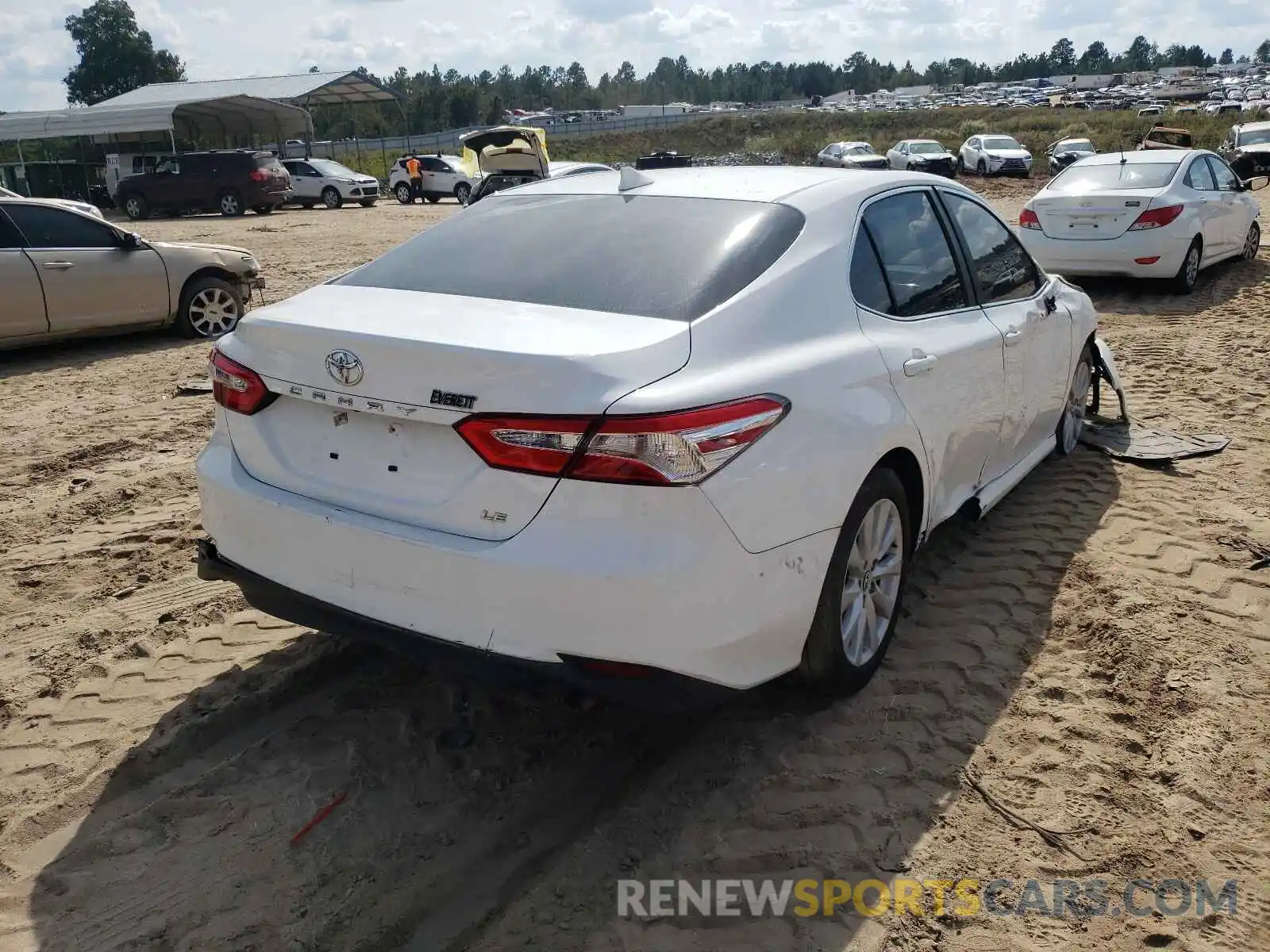 4 Photograph of a damaged car 4T1B11HK8KU738377 TOYOTA CAMRY 2019