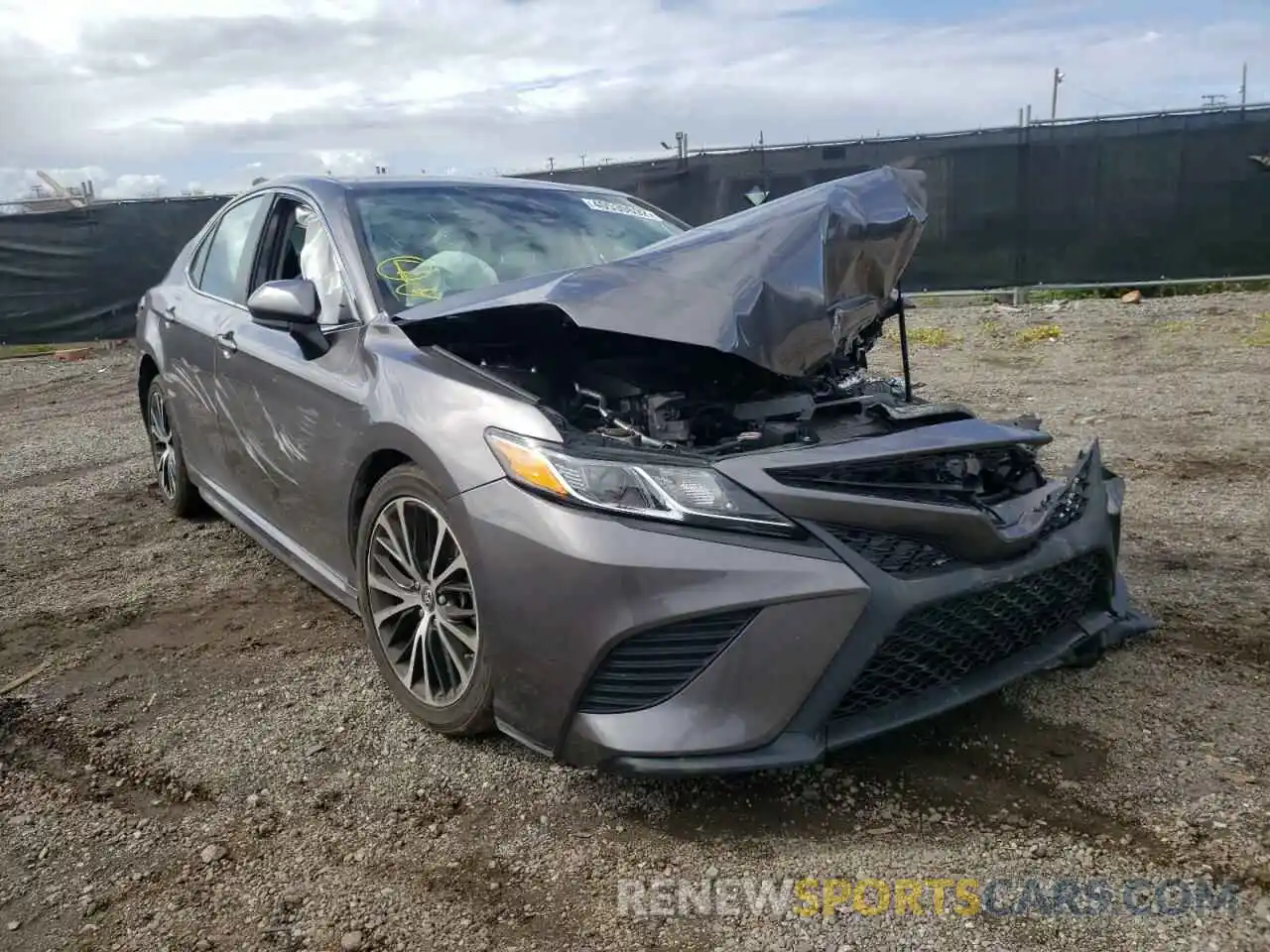 1 Photograph of a damaged car 4T1B11HK8KU739044 TOYOTA CAMRY 2019