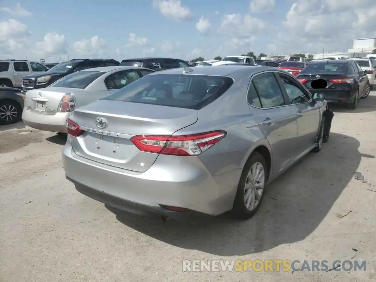 4 Photograph of a damaged car 4T1B11HK8KU739285 TOYOTA CAMRY 2019