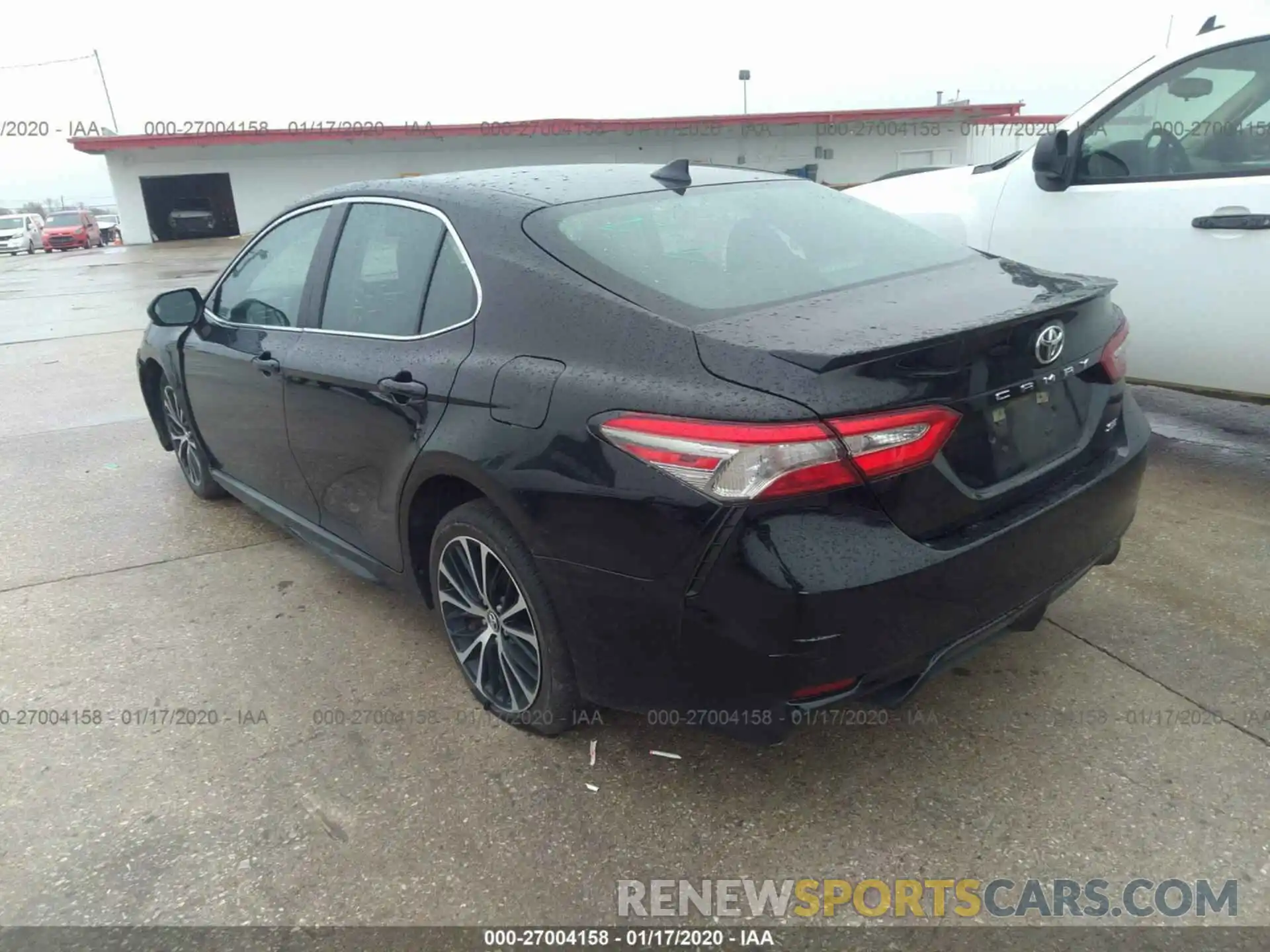 3 Photograph of a damaged car 4T1B11HK8KU739366 TOYOTA CAMRY 2019