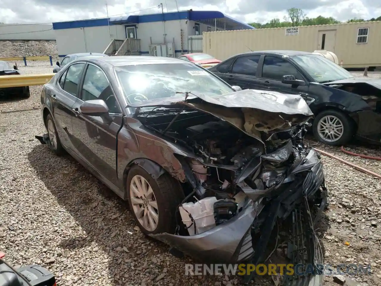 1 Photograph of a damaged car 4T1B11HK8KU740369 TOYOTA CAMRY 2019