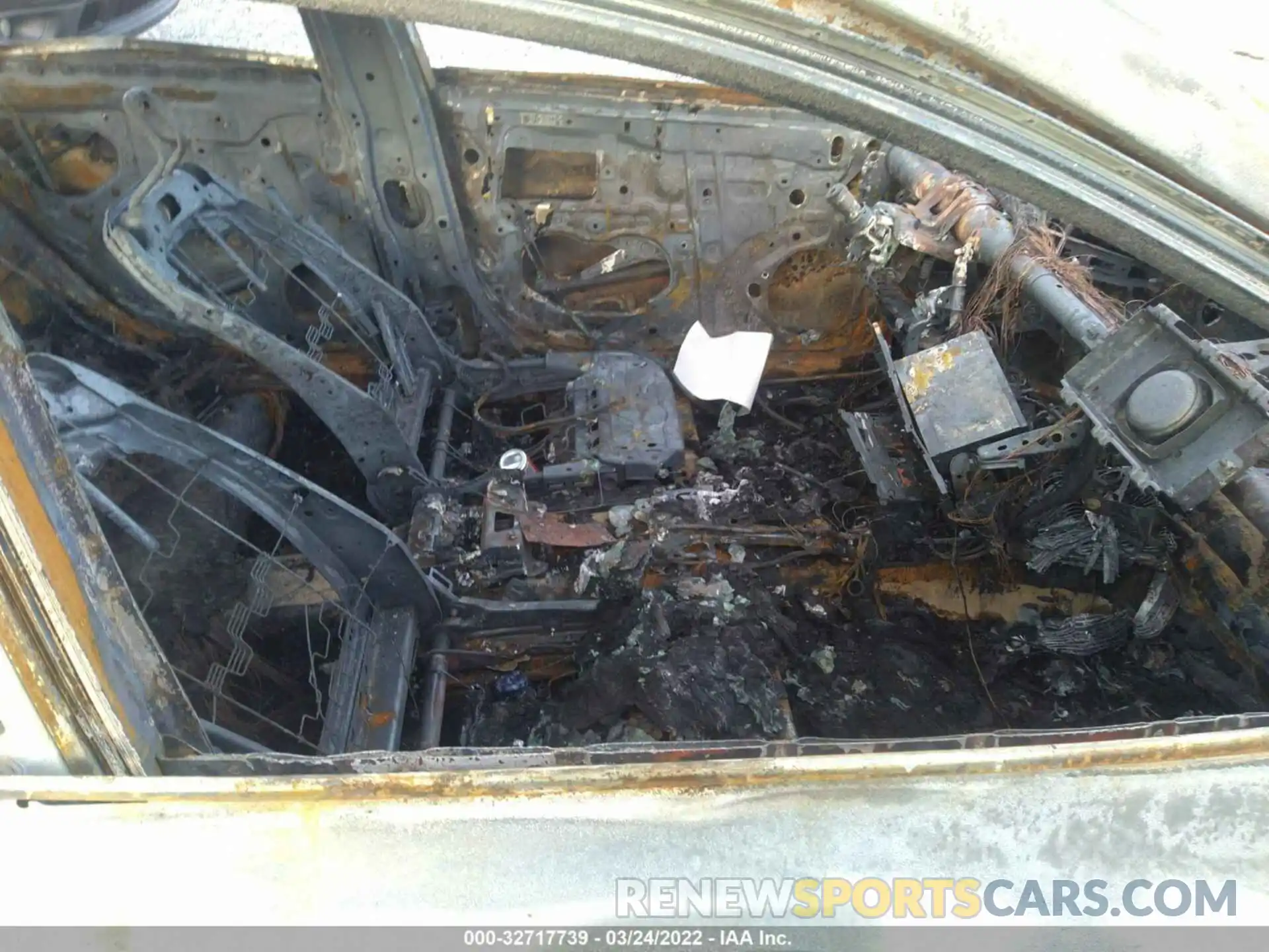 5 Photograph of a damaged car 4T1B11HK8KU741215 TOYOTA CAMRY 2019