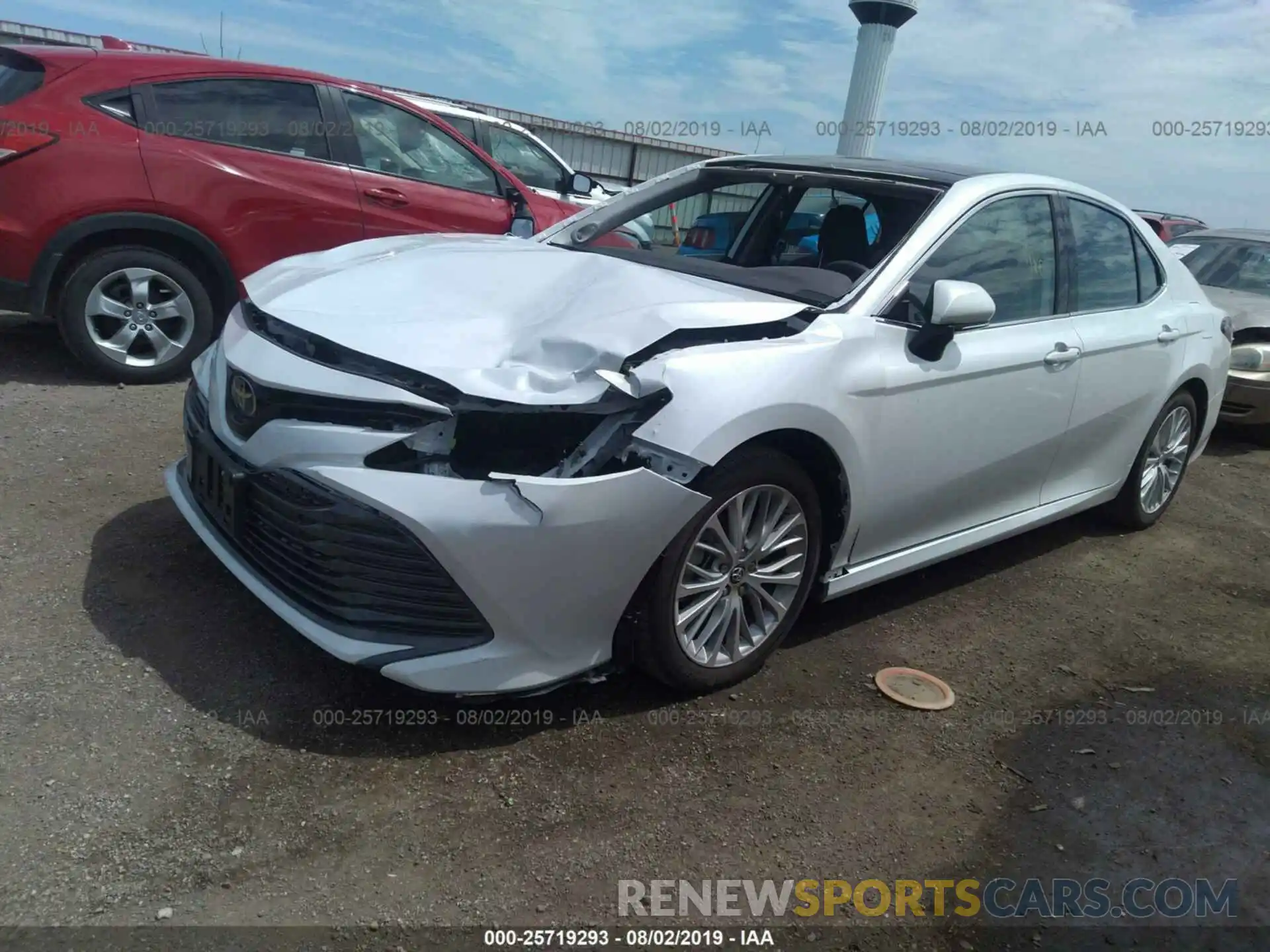 2 Photograph of a damaged car 4T1B11HK8KU741506 TOYOTA CAMRY 2019