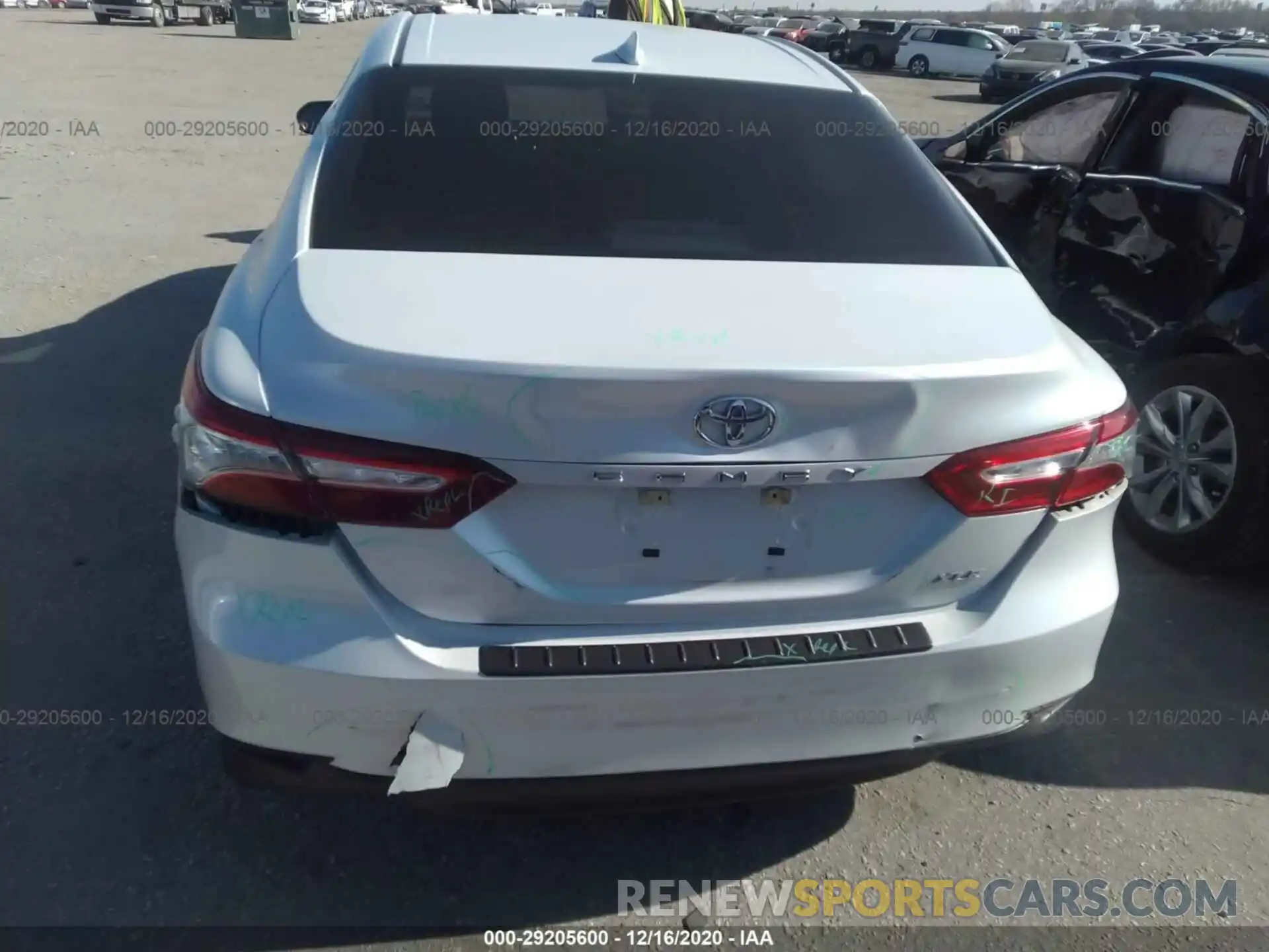 6 Фотография поврежденного автомобиля 4T1B11HK8KU742168 TOYOTA CAMRY 2019