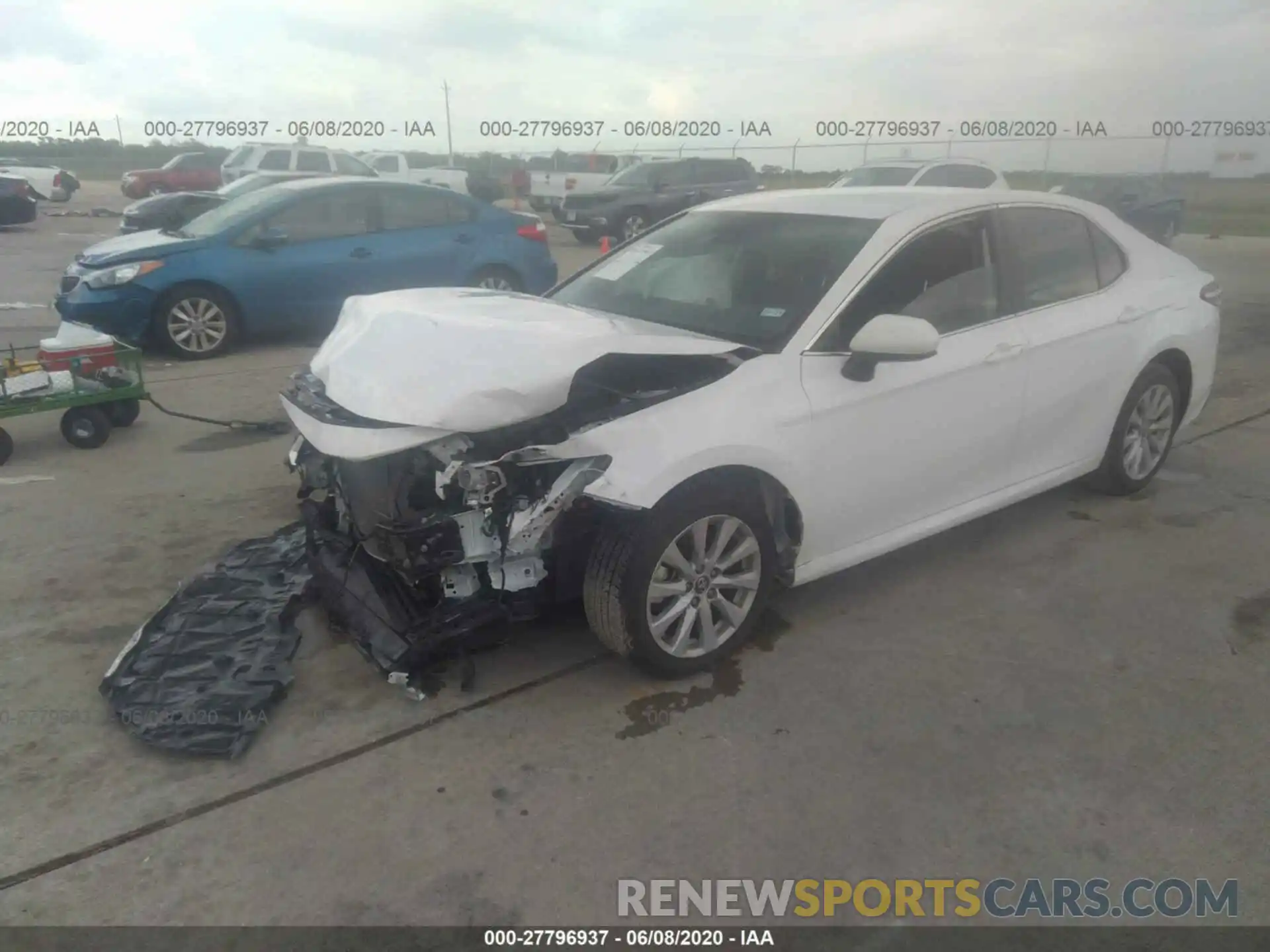 2 Photograph of a damaged car 4T1B11HK8KU743711 TOYOTA CAMRY 2019