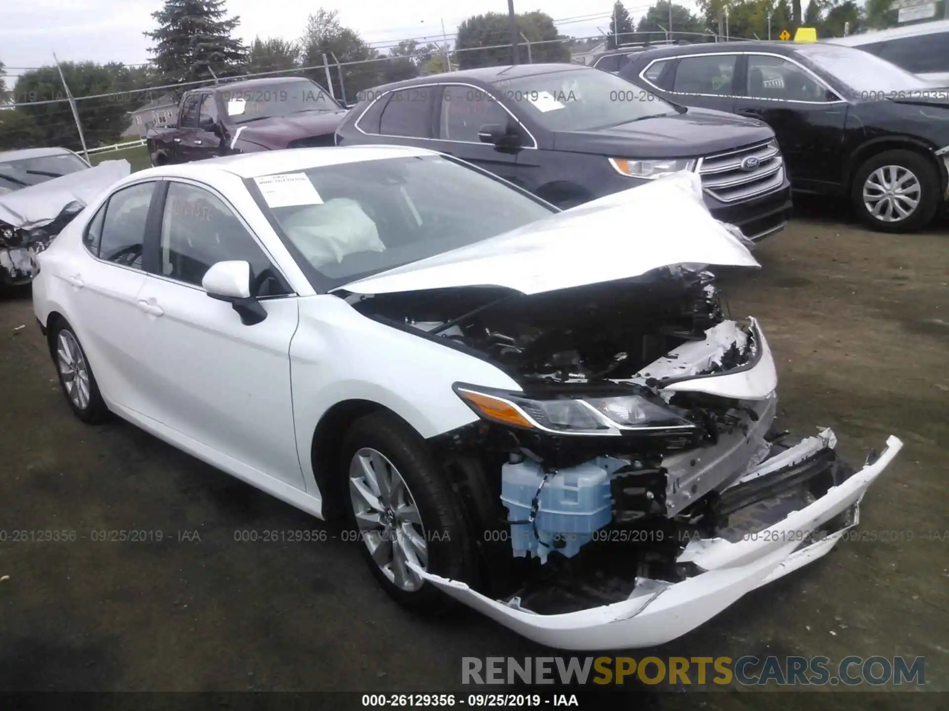 1 Photograph of a damaged car 4T1B11HK8KU744504 TOYOTA CAMRY 2019