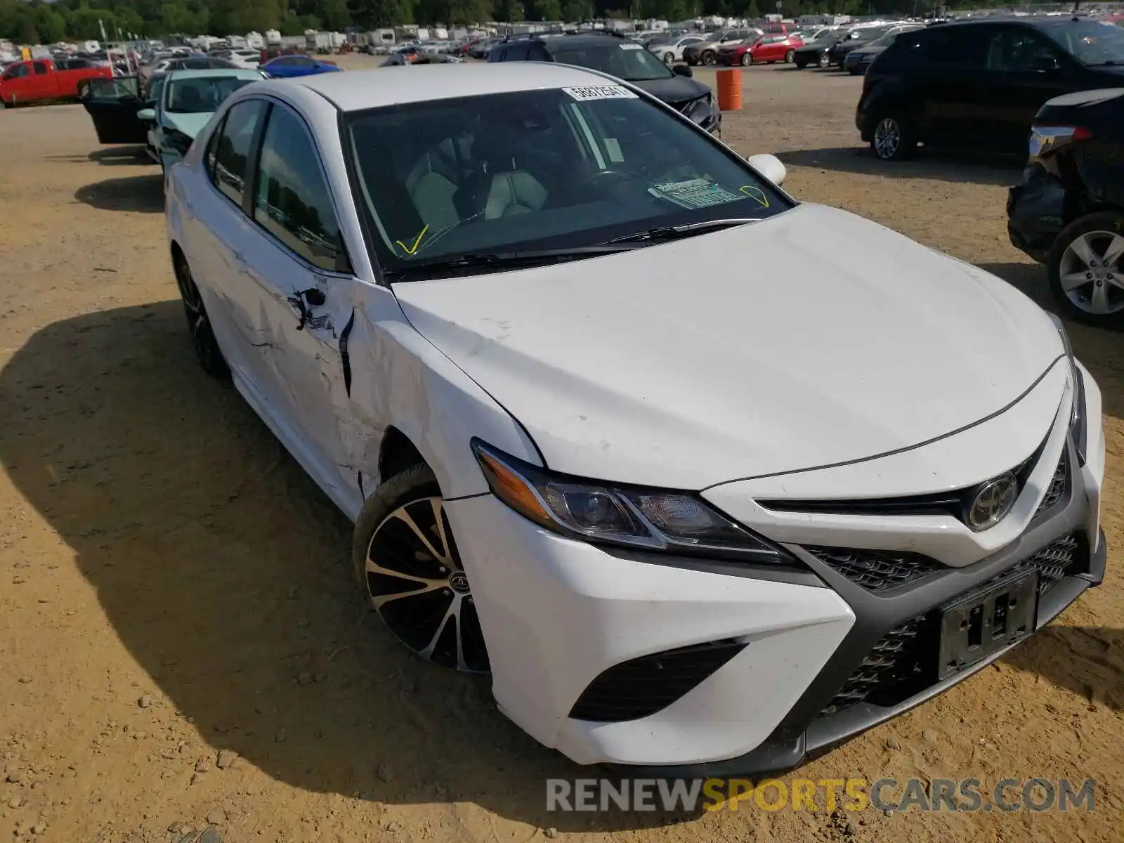 1 Photograph of a damaged car 4T1B11HK8KU745152 TOYOTA CAMRY 2019