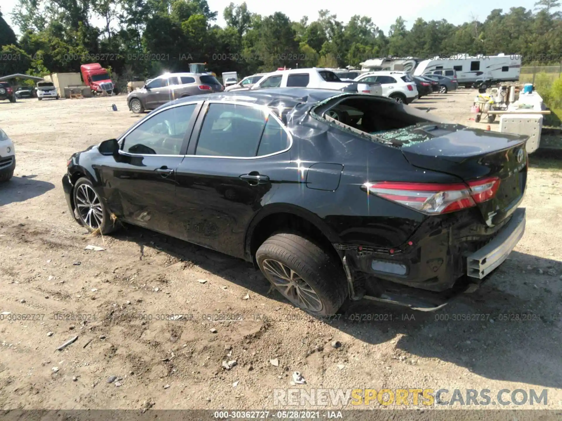 3 Photograph of a damaged car 4T1B11HK8KU745488 TOYOTA CAMRY 2019