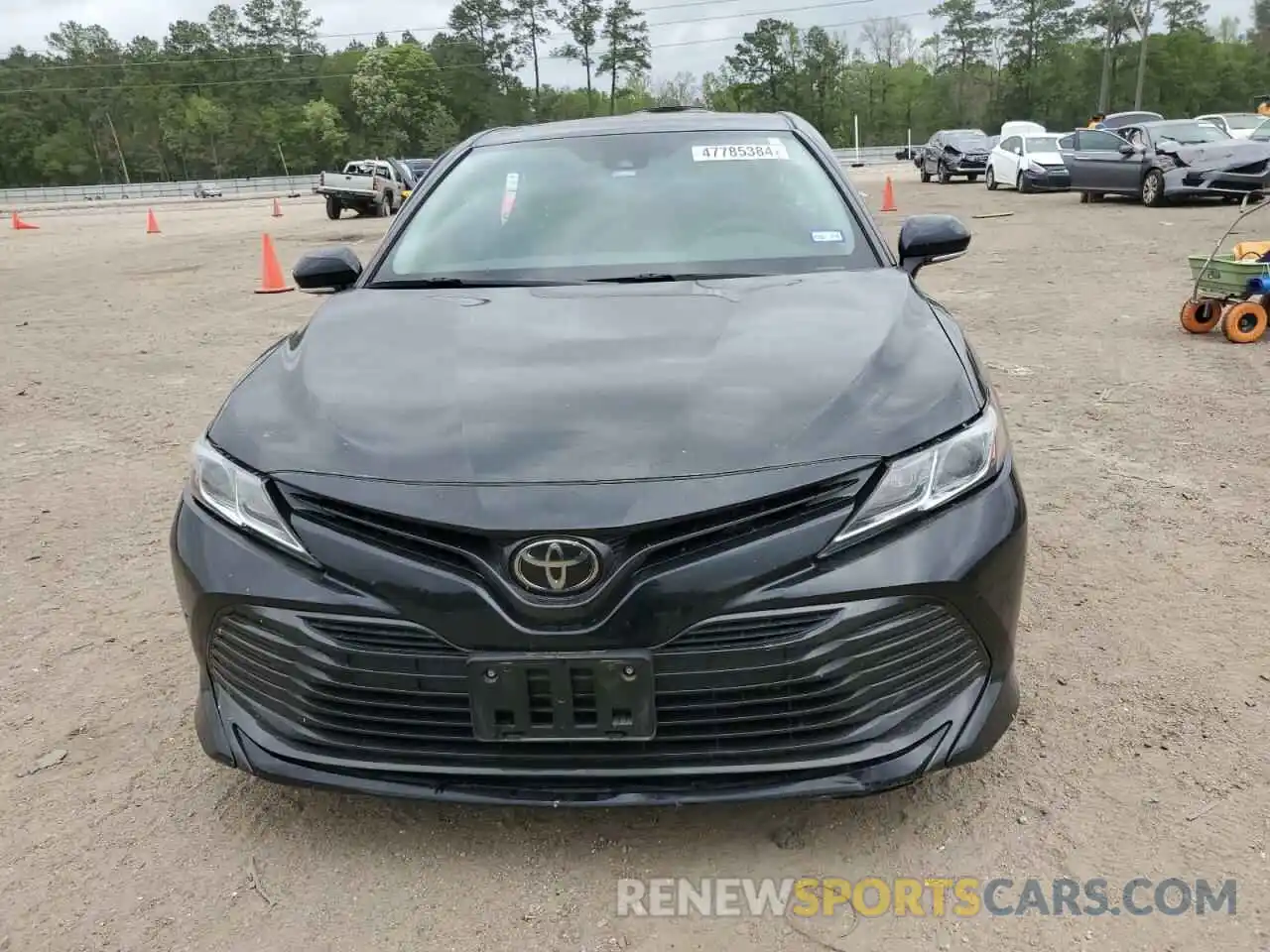 5 Photograph of a damaged car 4T1B11HK8KU746303 TOYOTA CAMRY 2019